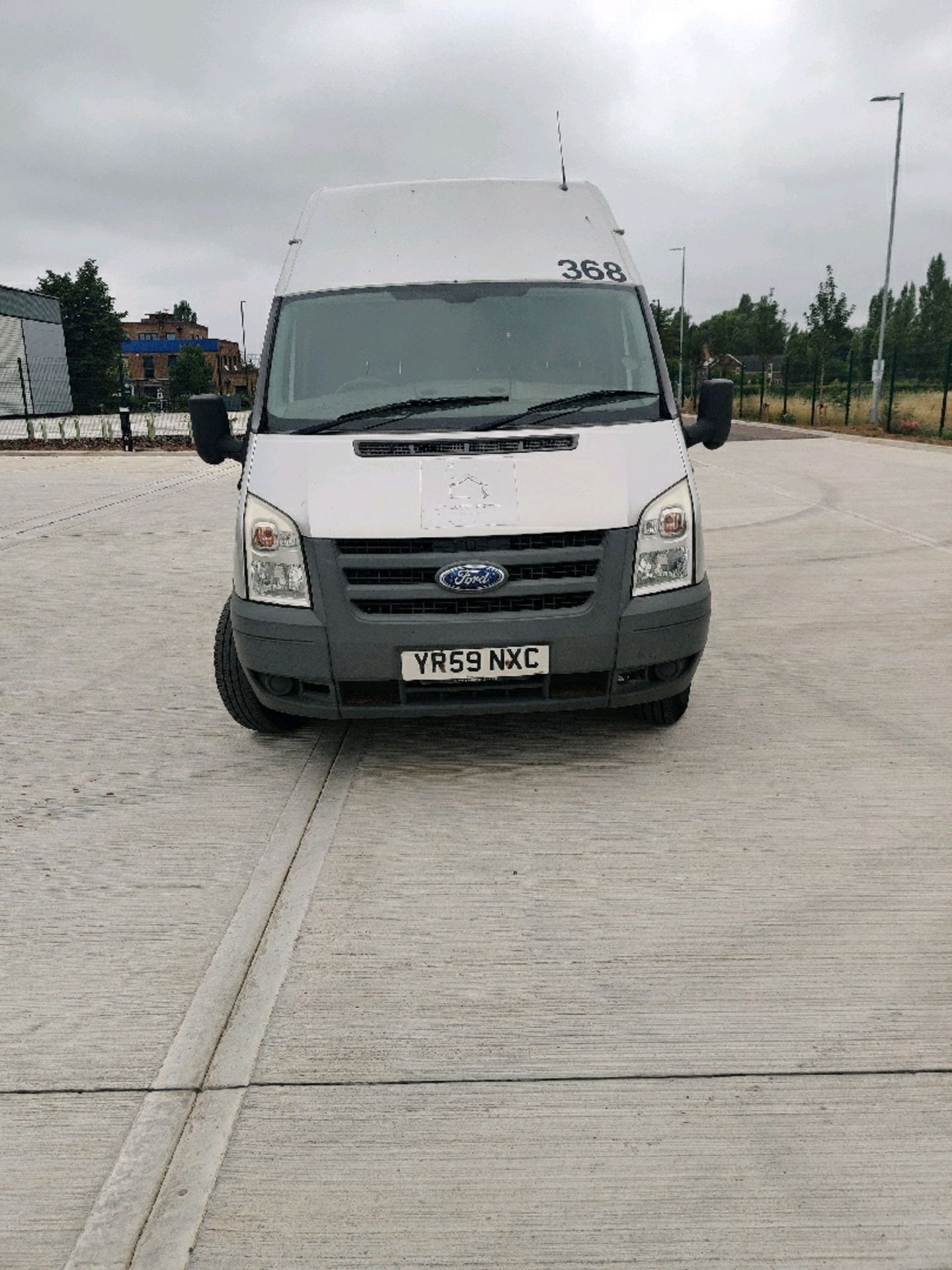 ENTRY DIRECT FROM LOCAL AUTHORITY Ford transit YR59NXC - Image 2 of 21