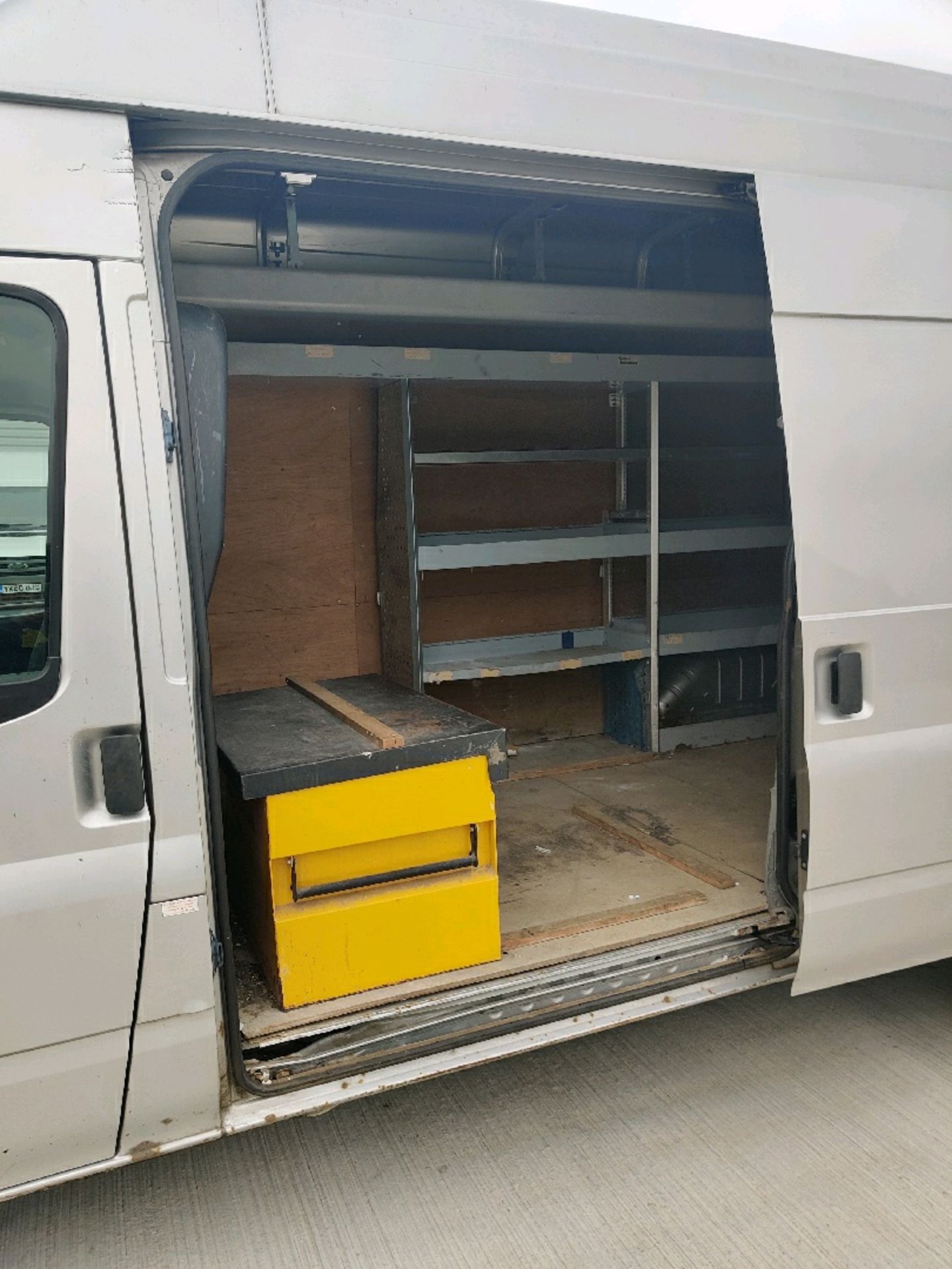 ENTRY DIRECT FROM LOCAL AUTHORITY Ford transit YG59OYU - Image 12 of 26