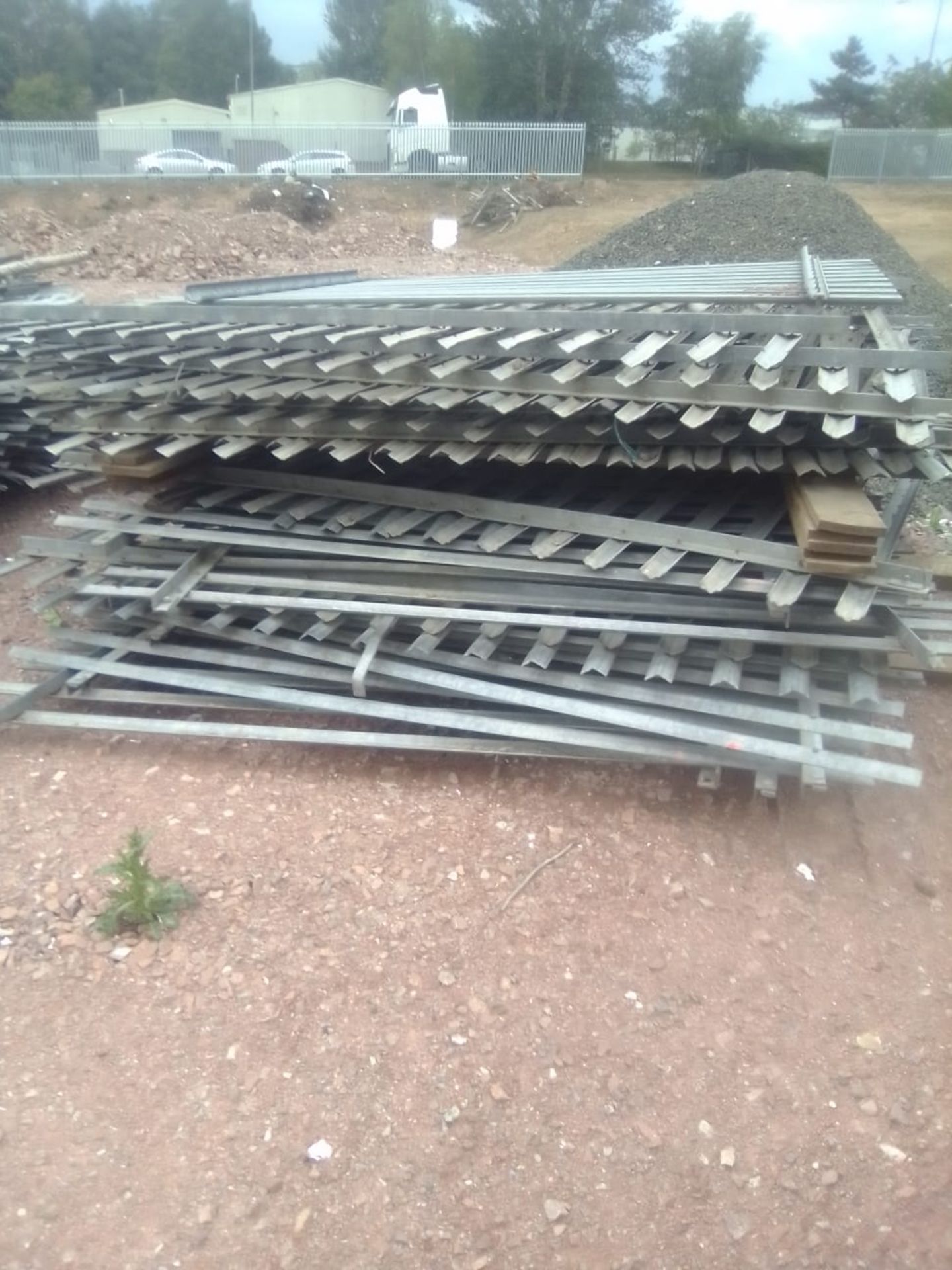 Galvanised Fence Panels x 10 - Image 8 of 15