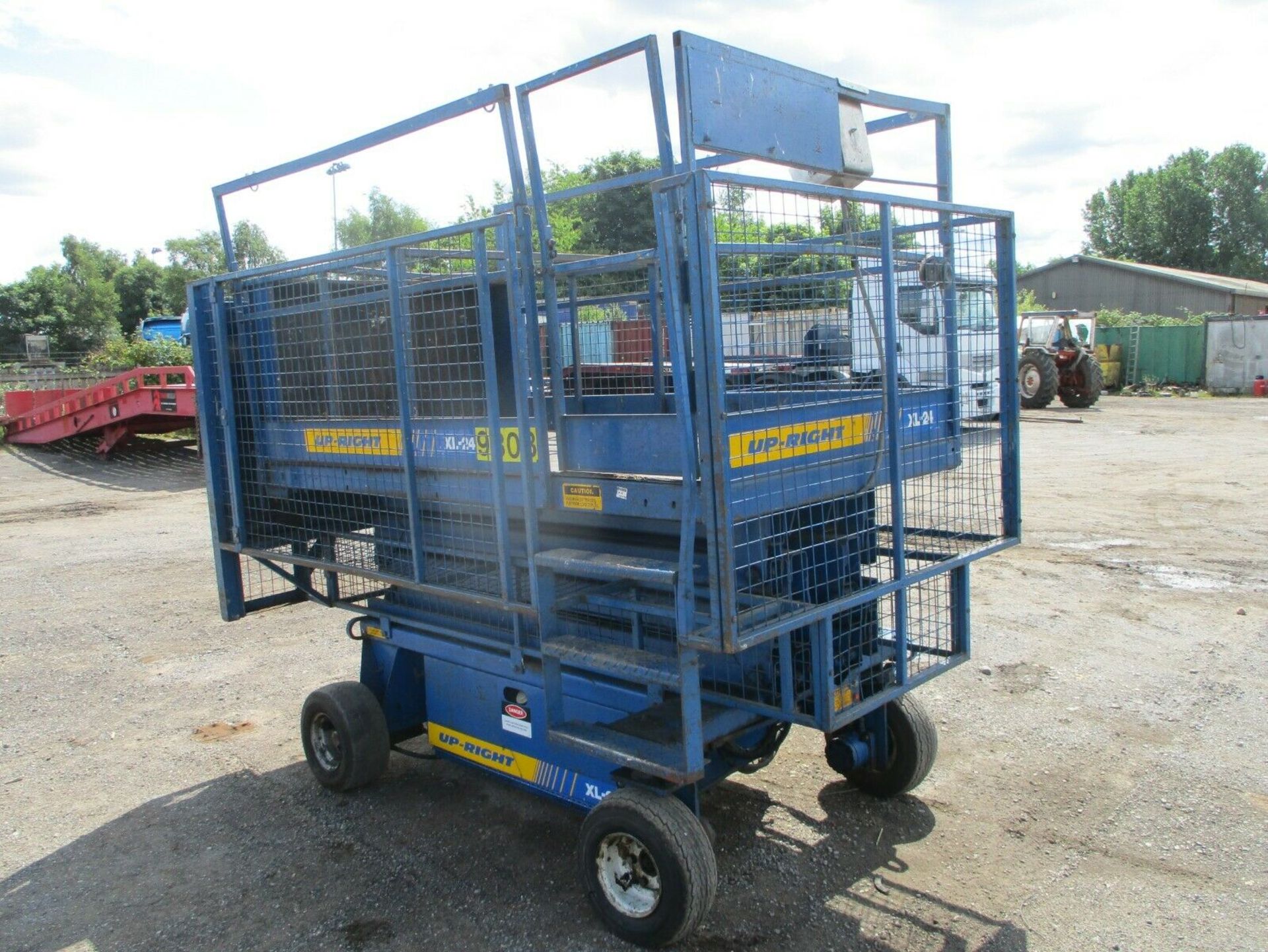 Upright XL24 Scissor Lift - Image 12 of 13