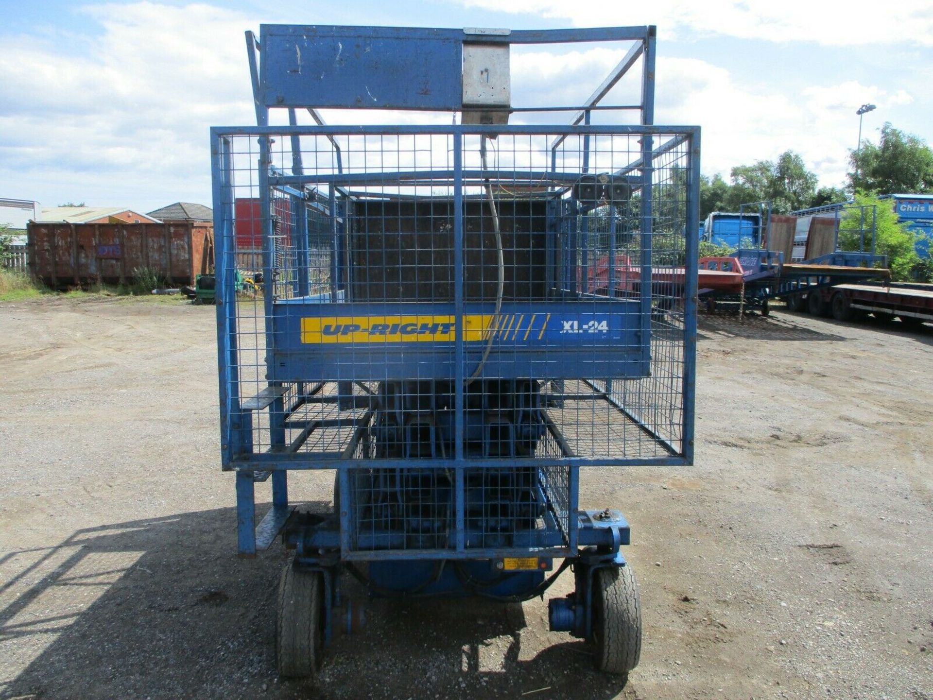 Upright XL24 Scissor Lift - Image 11 of 13