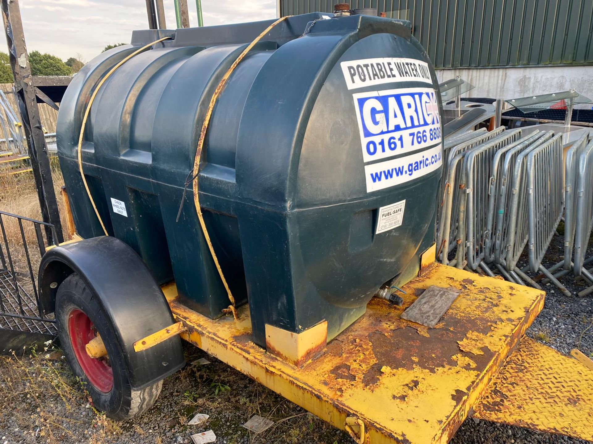 500 Gallon Towable Water Bowser - Image 2 of 4