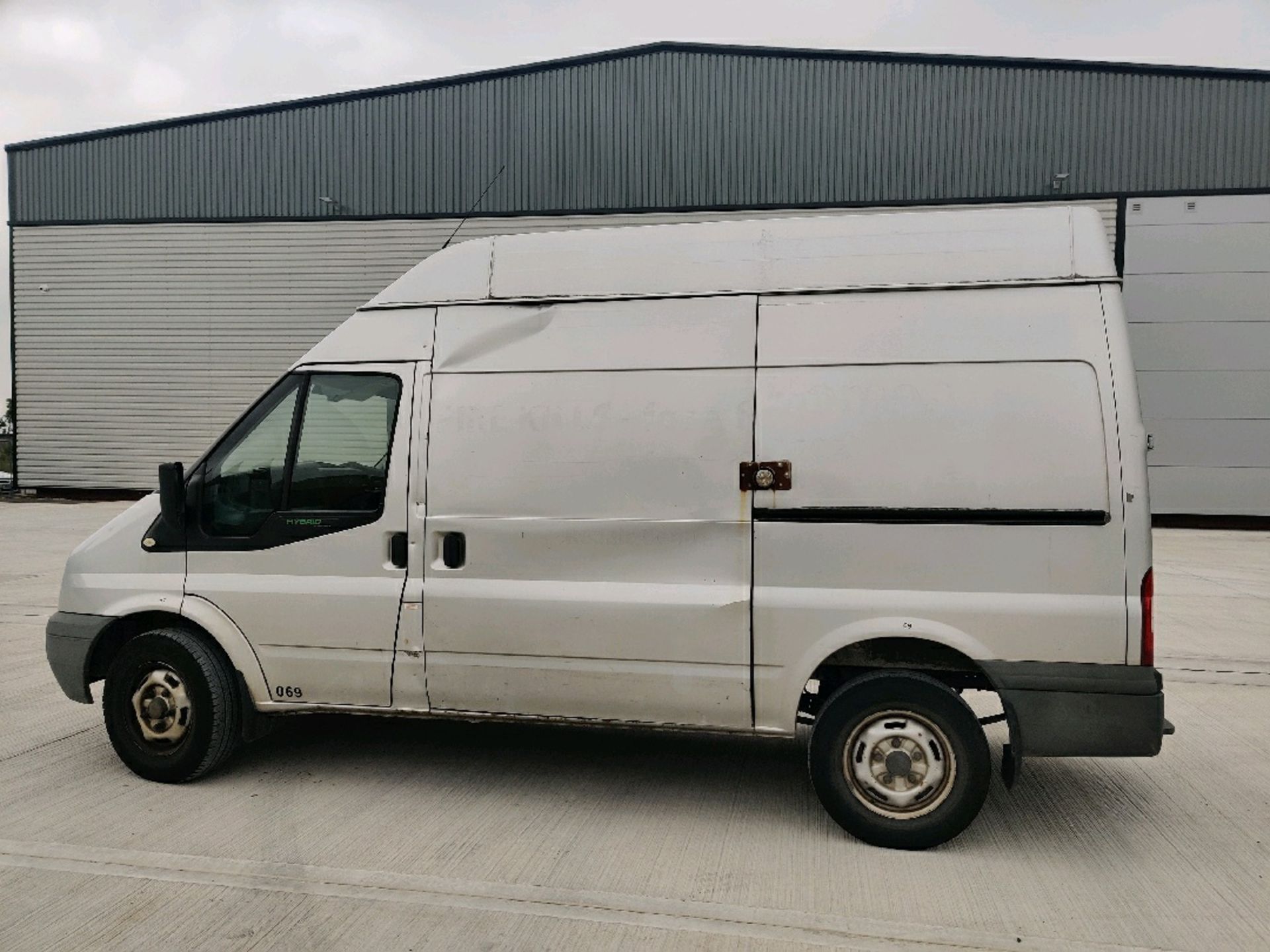 ENTRY DIRECT FROM LOCAL AUTHORITY Ford Transit 115 T350M RWD Panel Van Reg: YK60UJD - Image 4 of 20
