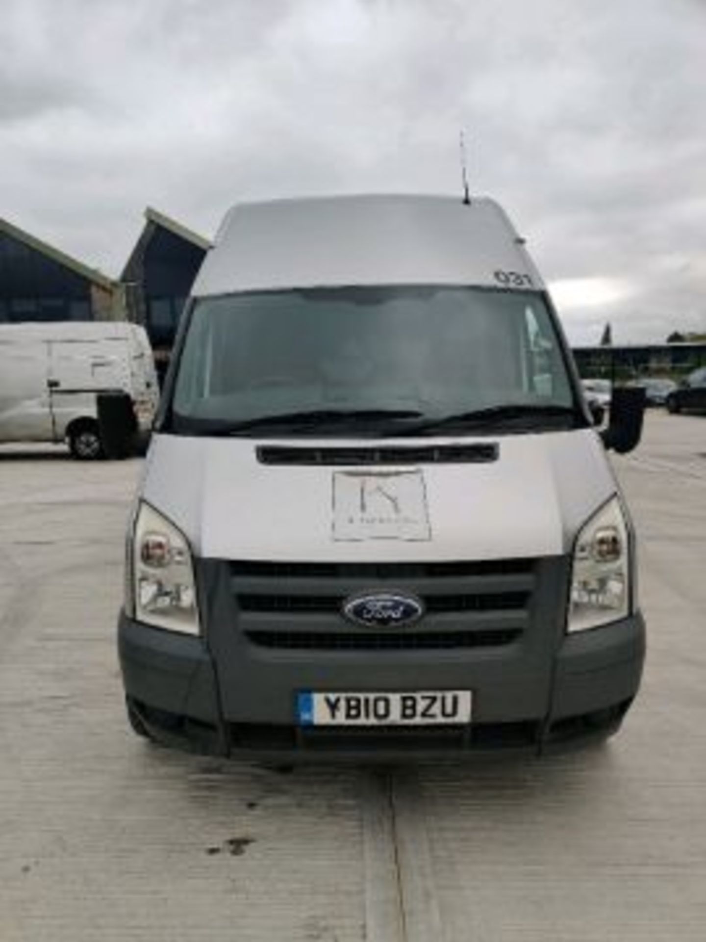 ENTRY DIRECT FROM LOCAL AUTHORITY Ford Transit 115 T350M RWD panel van Reg: YB10BZU