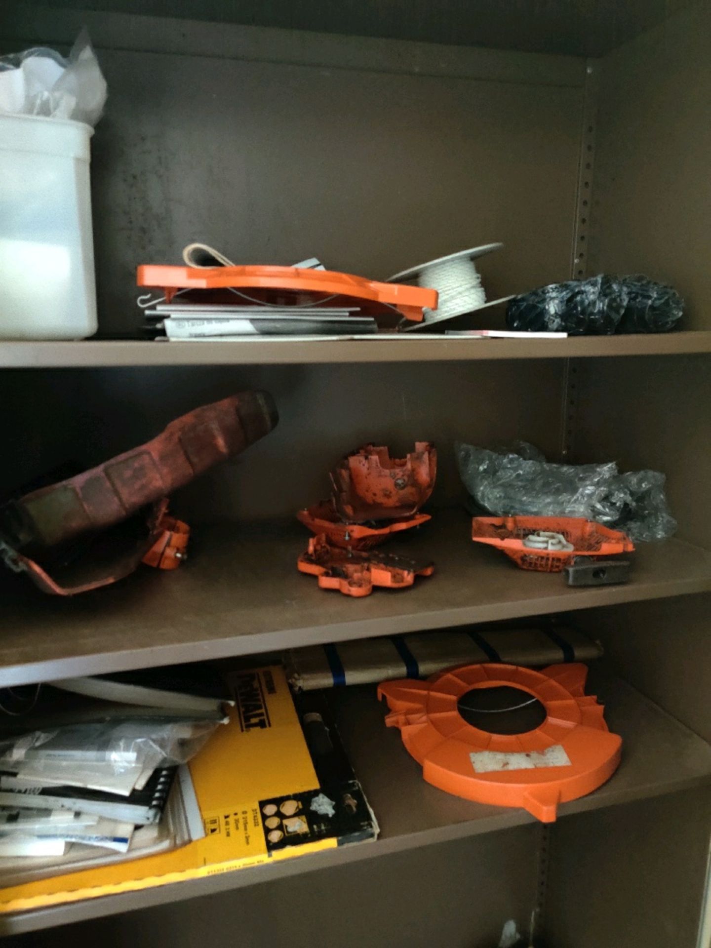 Selection of chain saws - Image 3 of 11