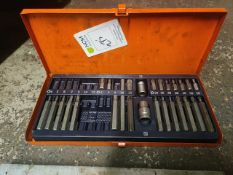 Clarke tap and die set