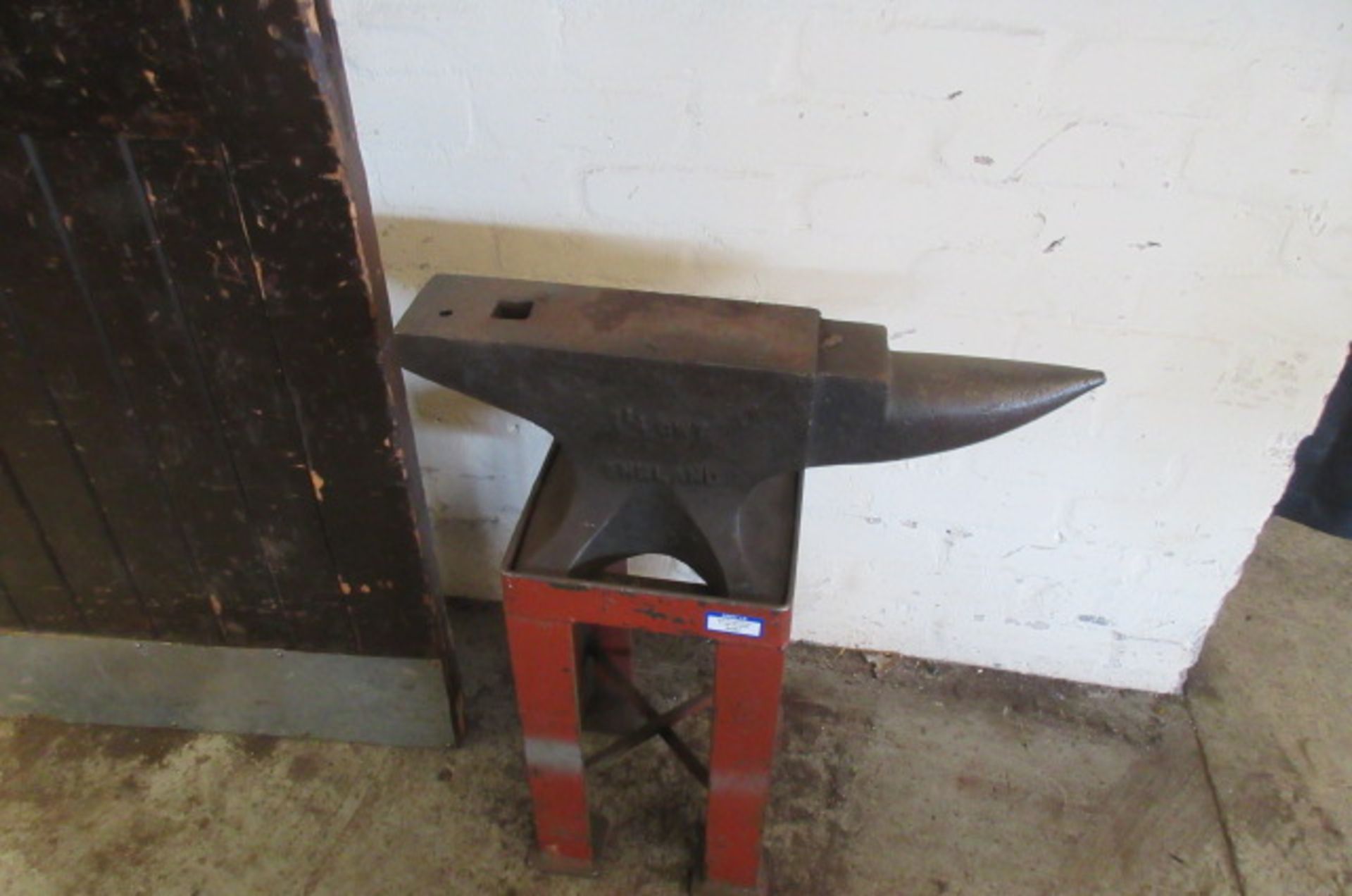 Single Beak Anvil