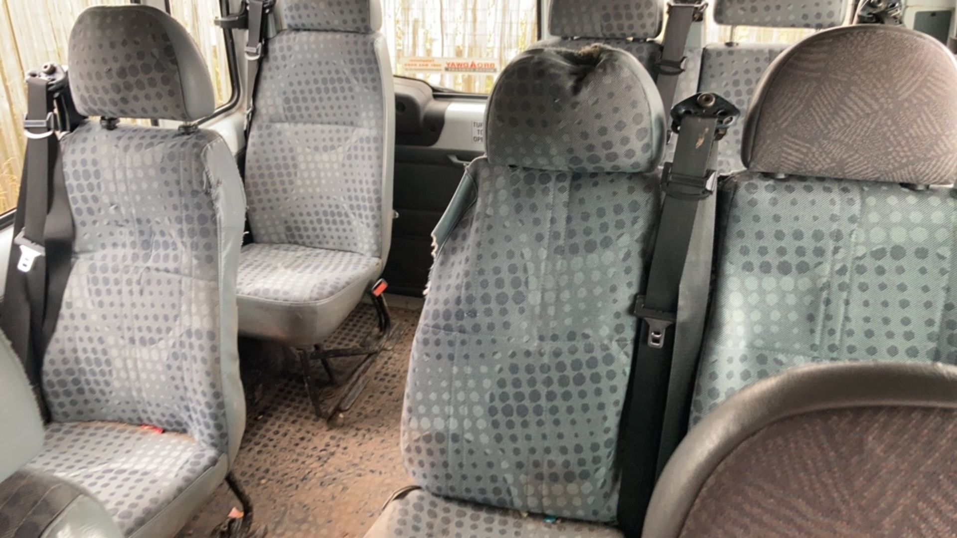 Ford Transit 17 Seater Minibus - Image 16 of 22