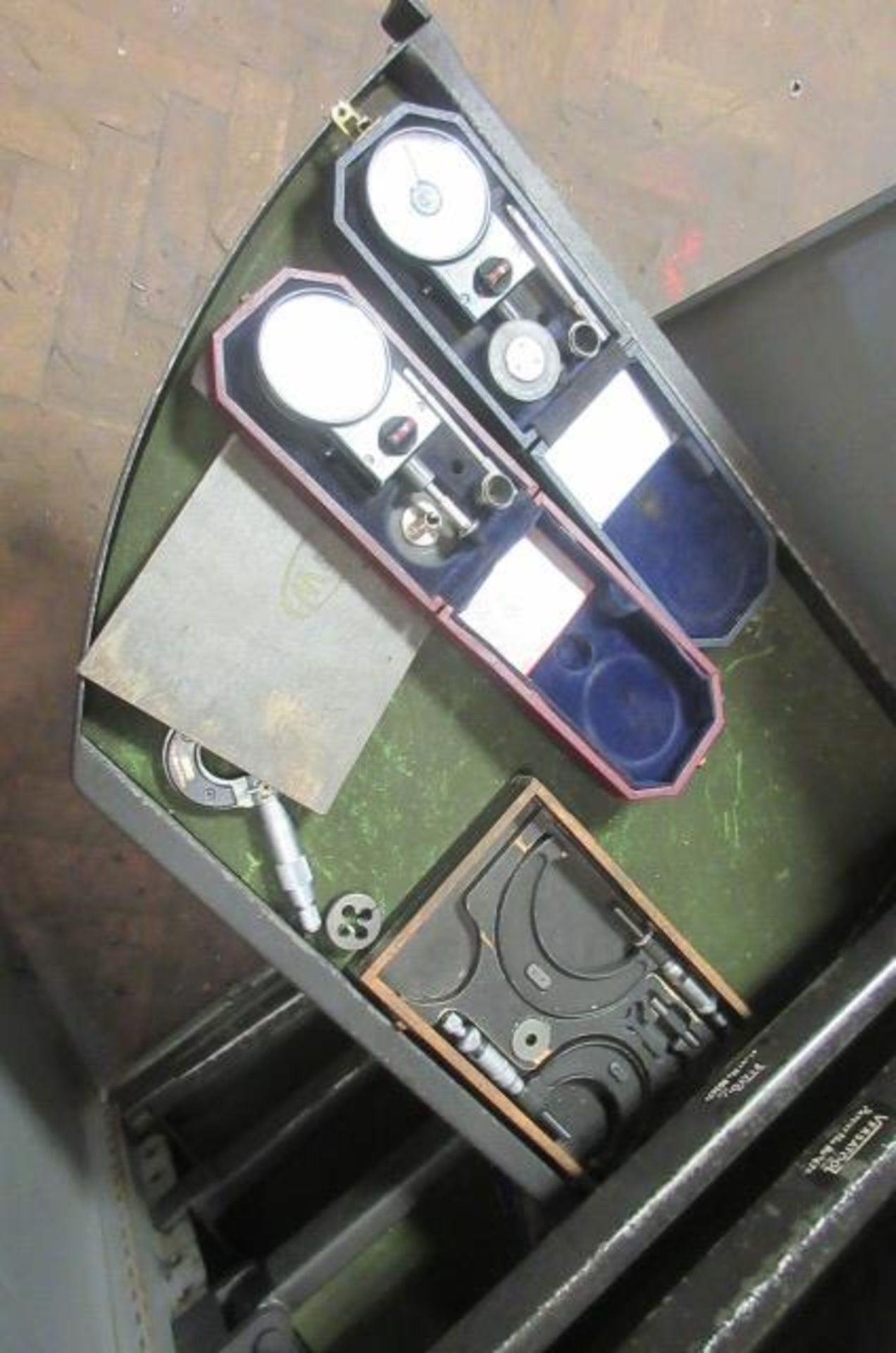 Two Versatool Tool Cabinets - Image 3 of 6