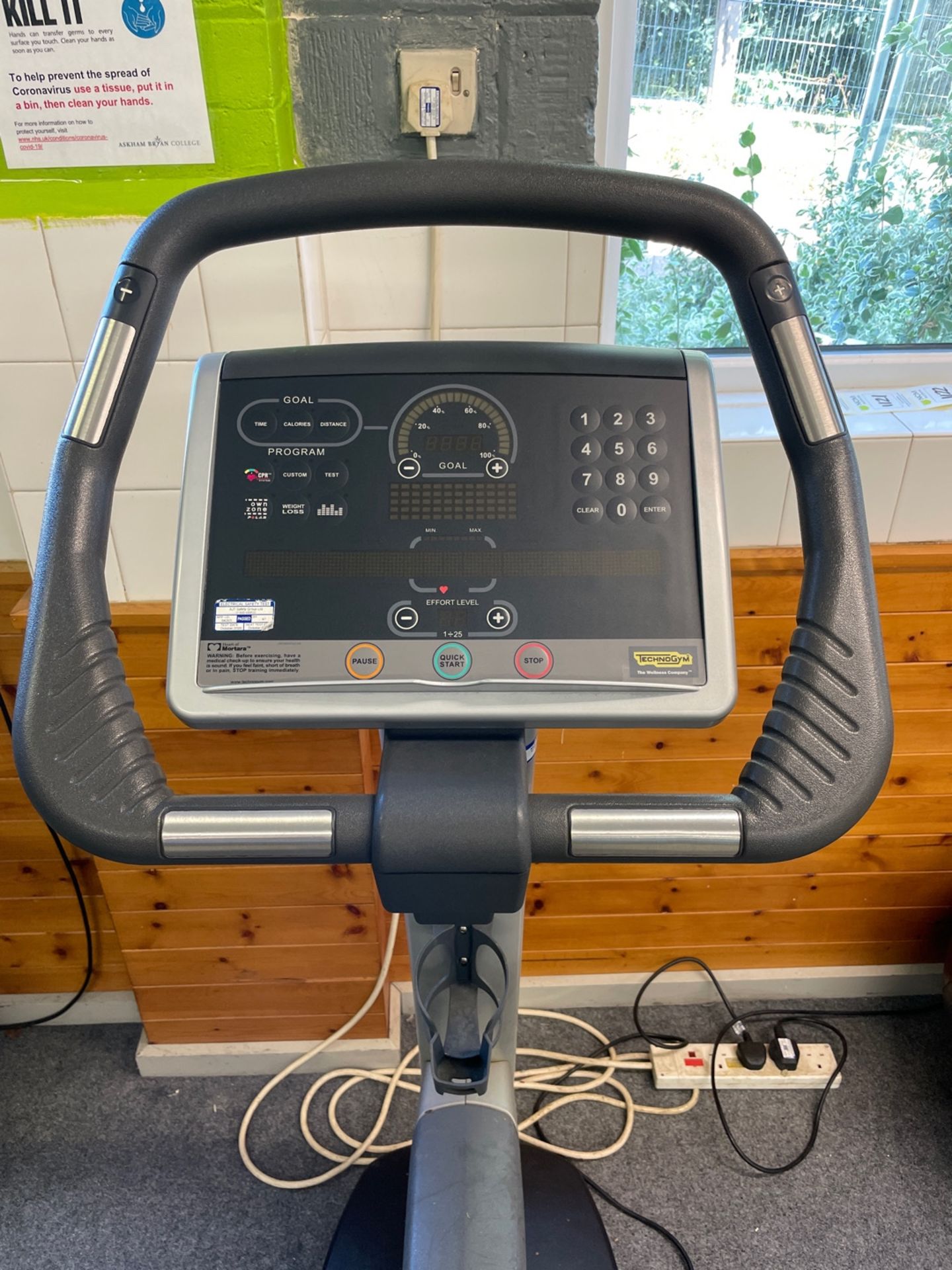 Technogym 700I Exercise Bike - Image 2 of 3