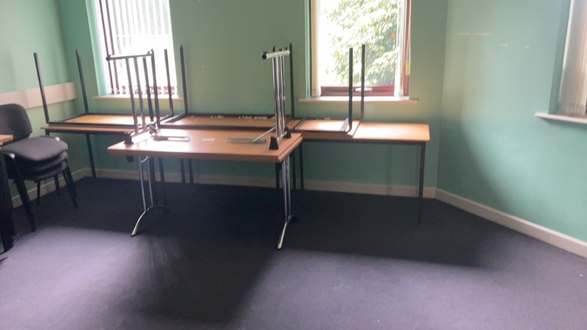 Classroom furniture - Image 2 of 3