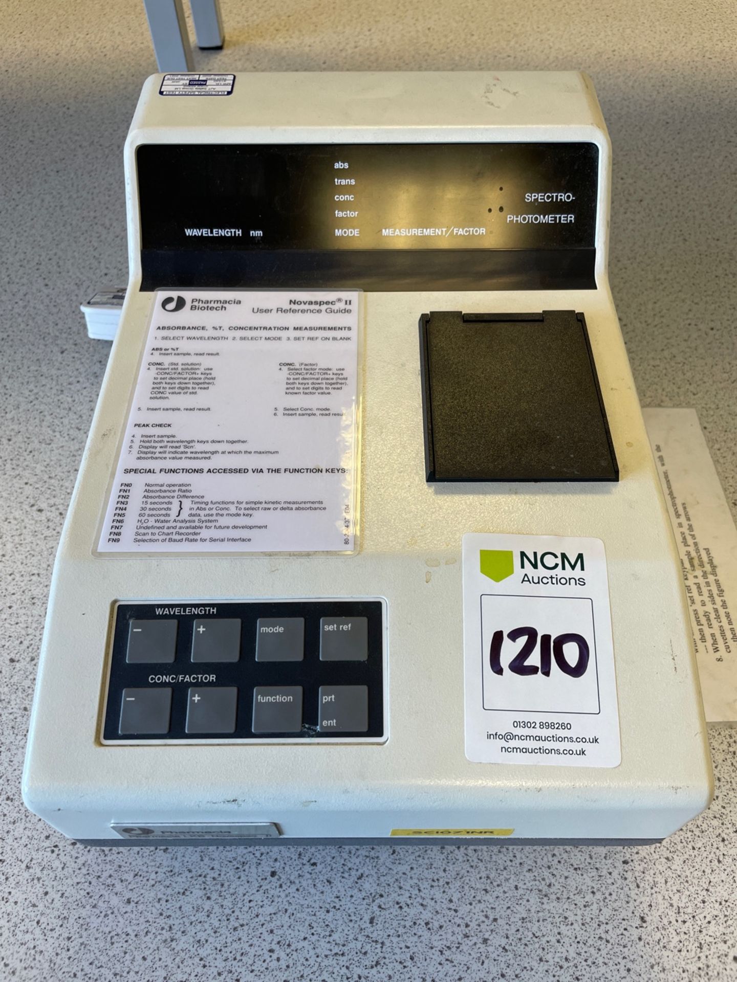 Pharmacia LKB Novaspec 2 Spectro Photometer