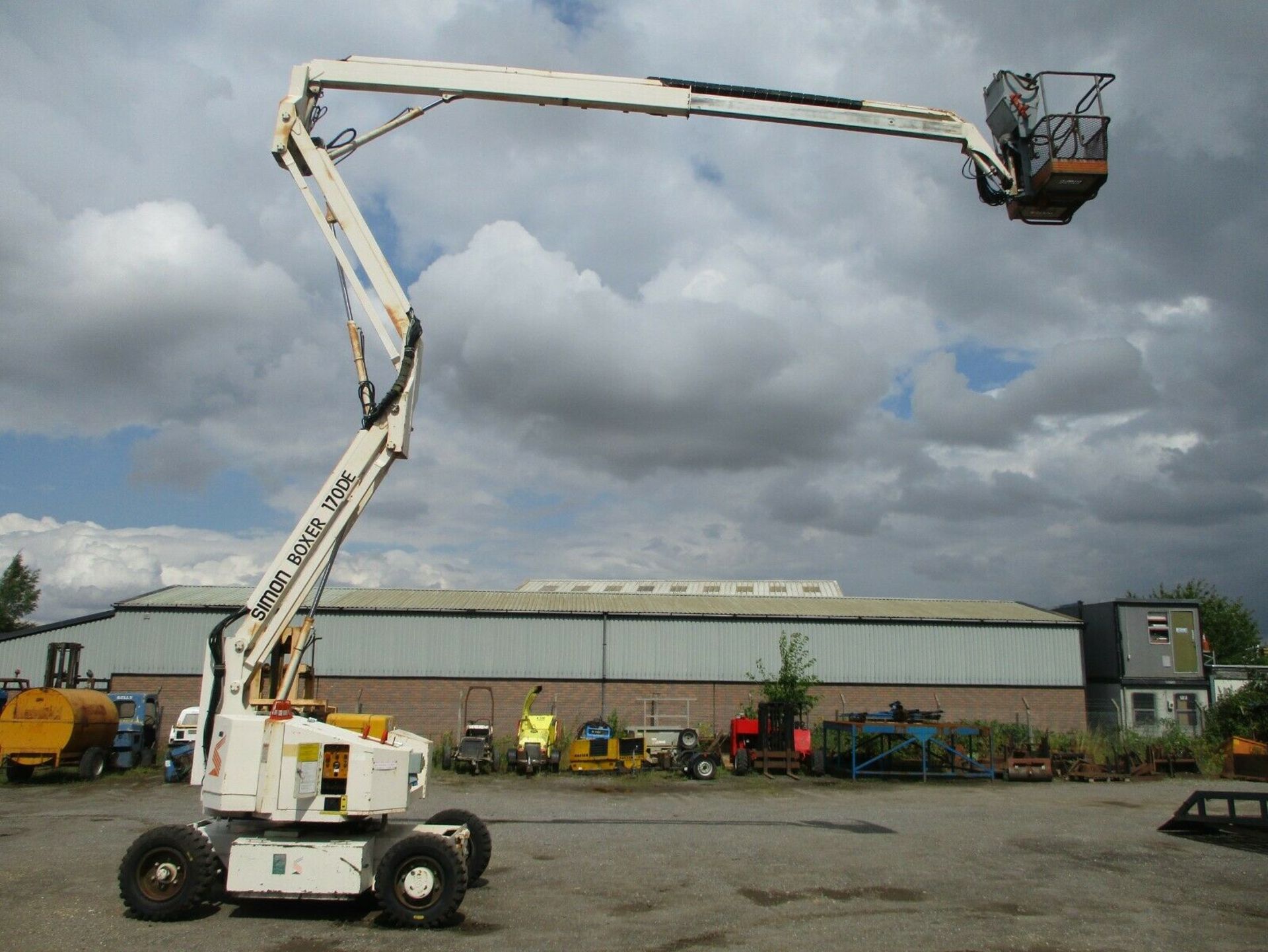 Simon Boxer 170 Scissor Lift Access Platform cherry picker - Image 8 of 12