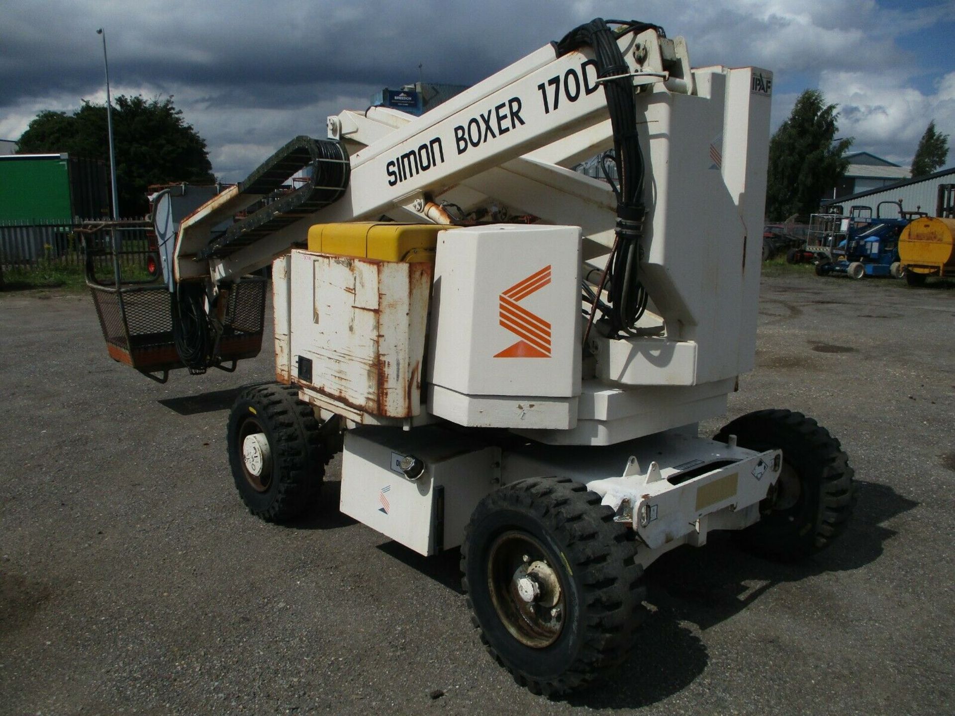 Simon Boxer 170 Scissor Lift Access Platform cherry picker - Image 3 of 12