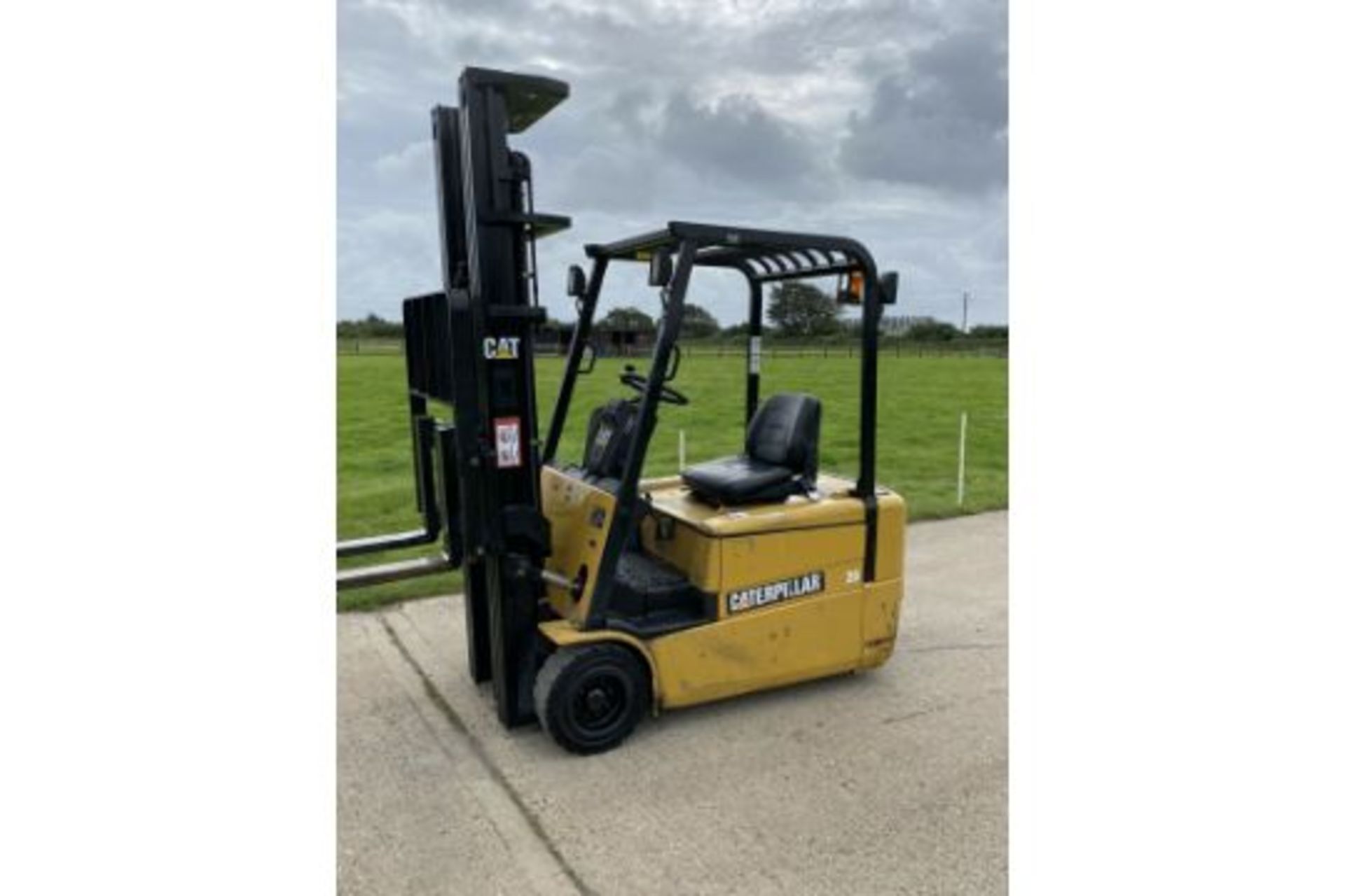 Cat forklift truck - Image 2 of 3