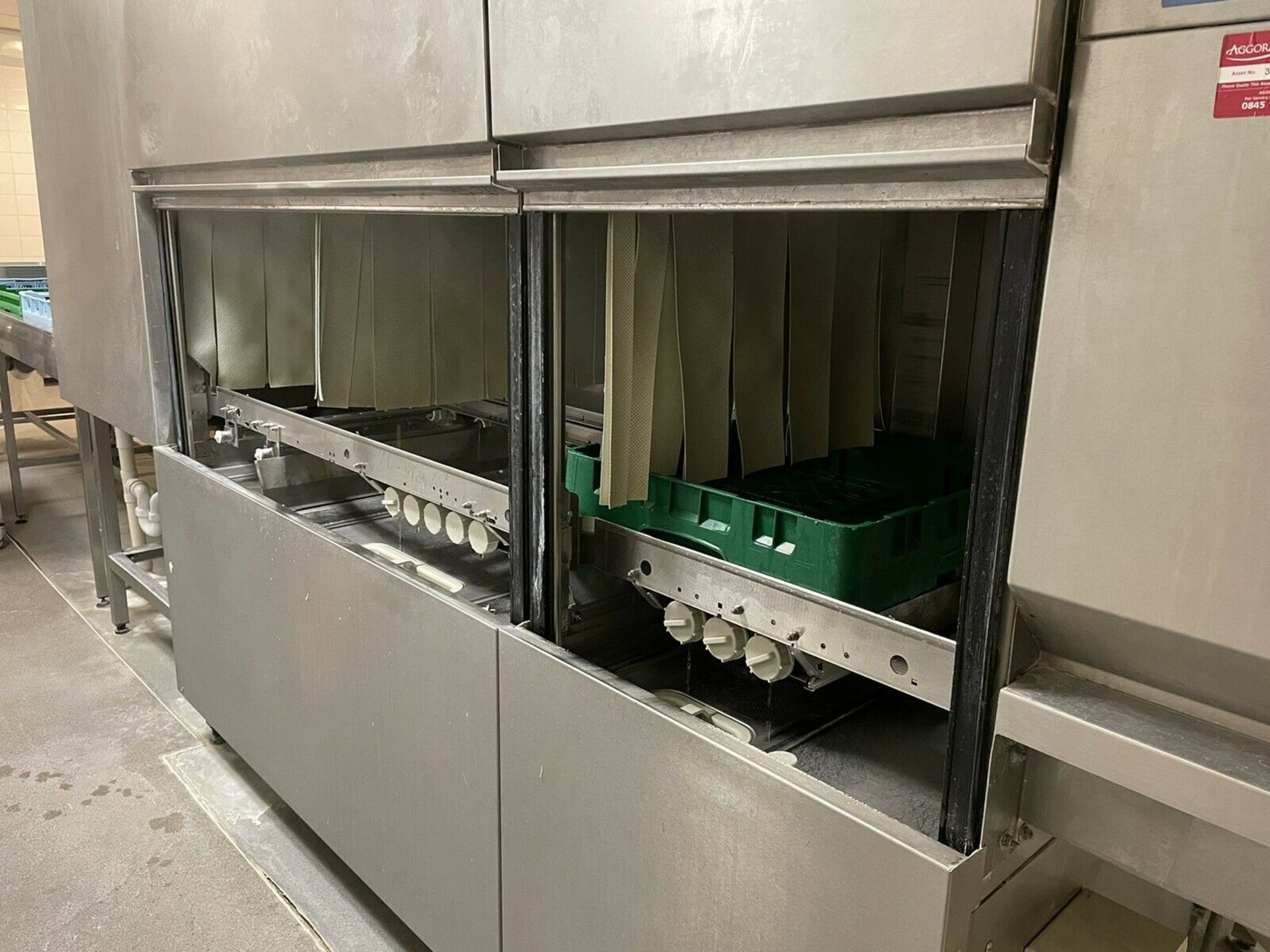 Hobart CNLA CDS Convey Dishwasher Machine - Image 4 of 7