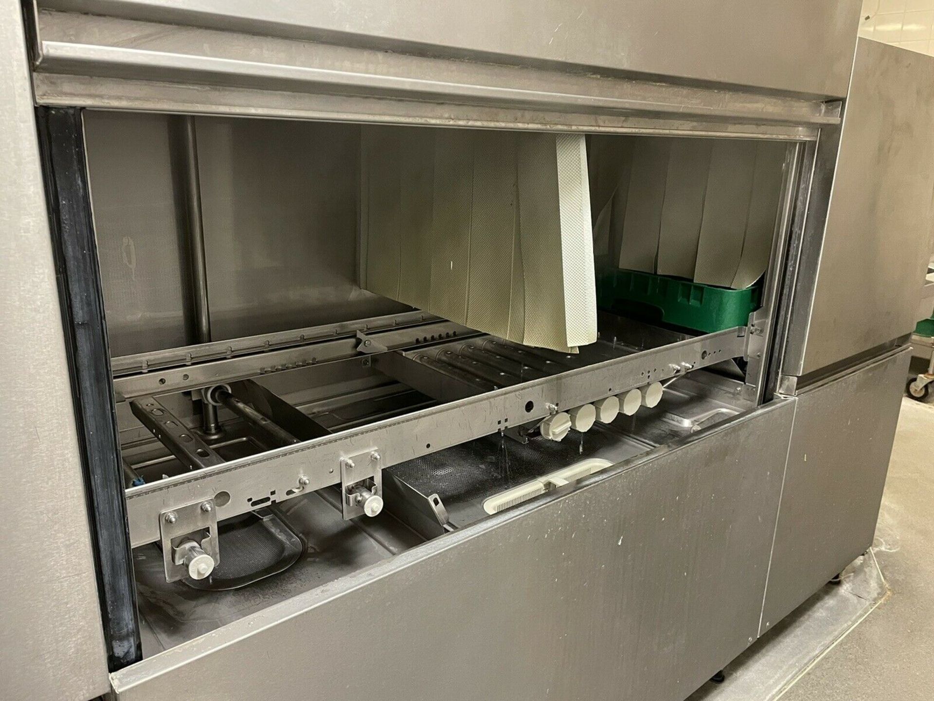 Hobart CNLA CDS Convey Dishwasher Machine - Image 5 of 7