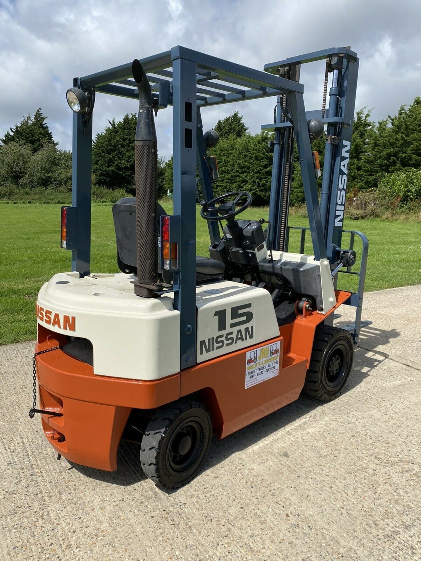 Nissan 1.5 Tonne Diesel Forklift - Image 6 of 6