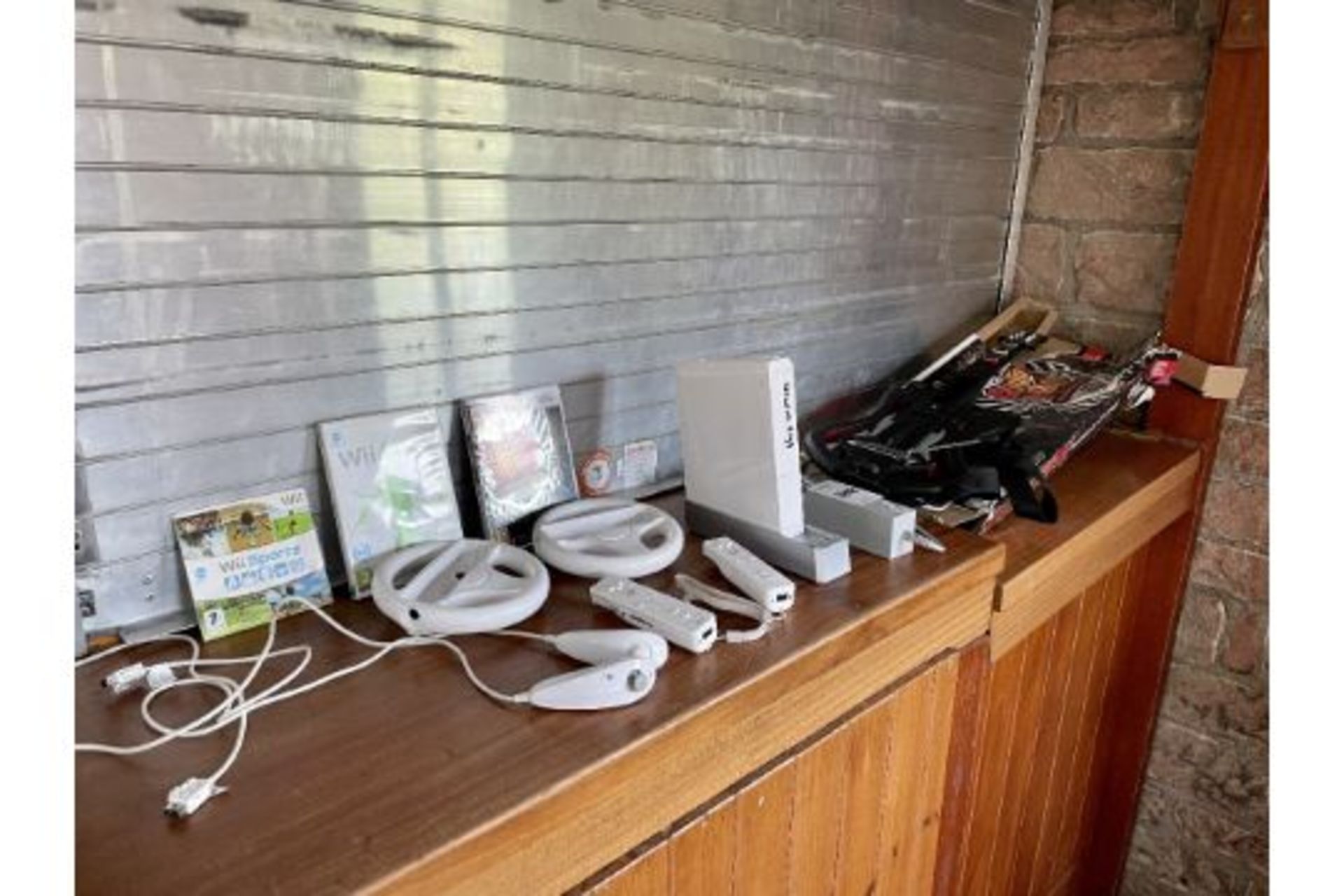 Nintendo Wii Games Console & Accessories