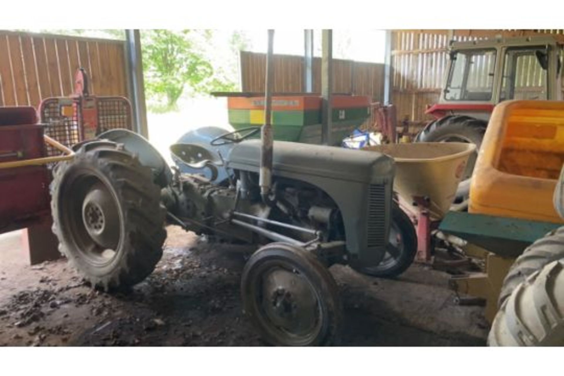 Ferguson Tractor TE20 - Restoration Project