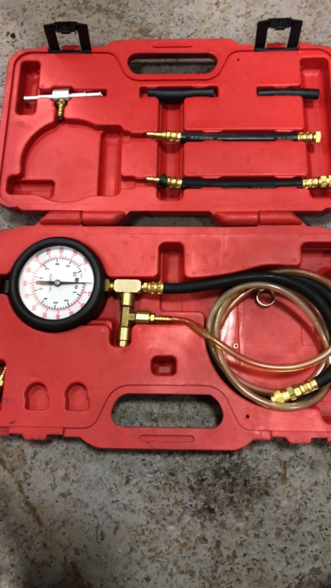 Pressure gauge test kit