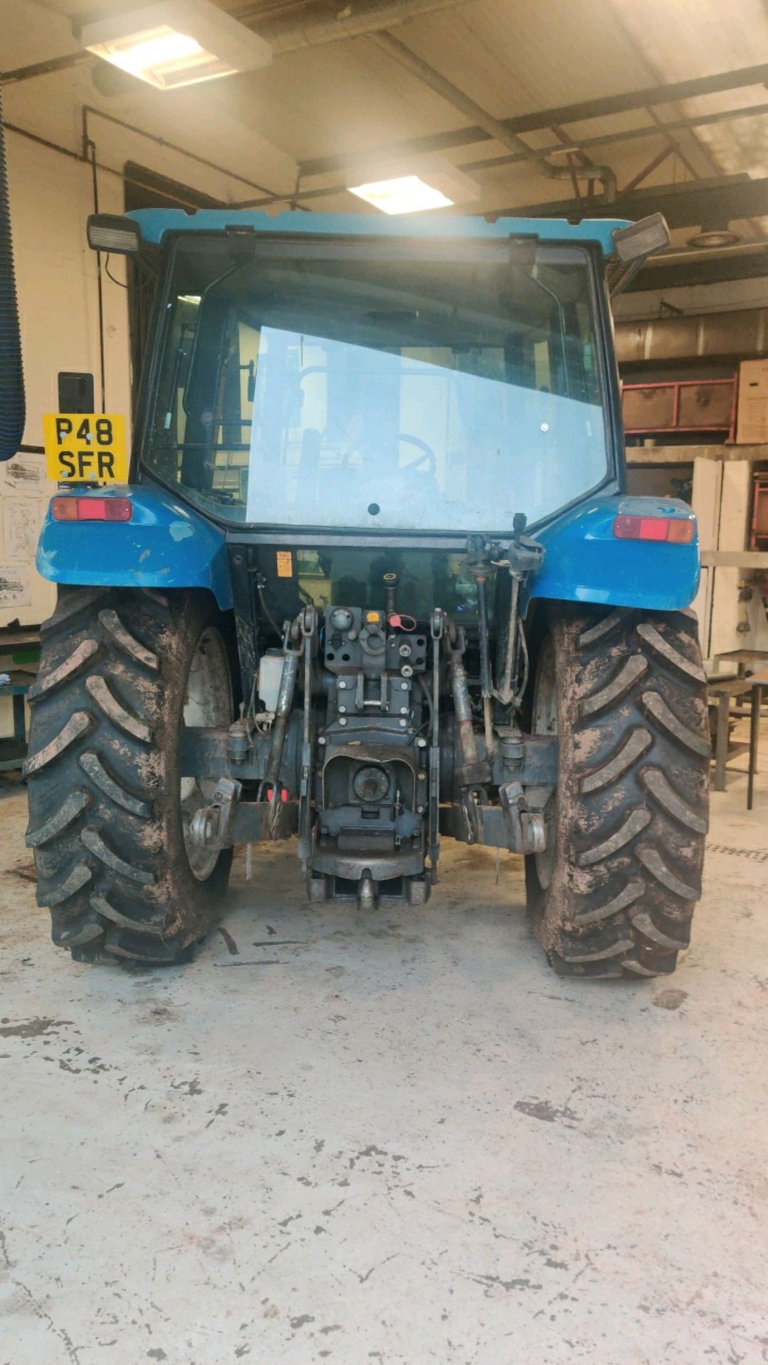 New Holland 5635 Ford tractor - Image 2 of 9