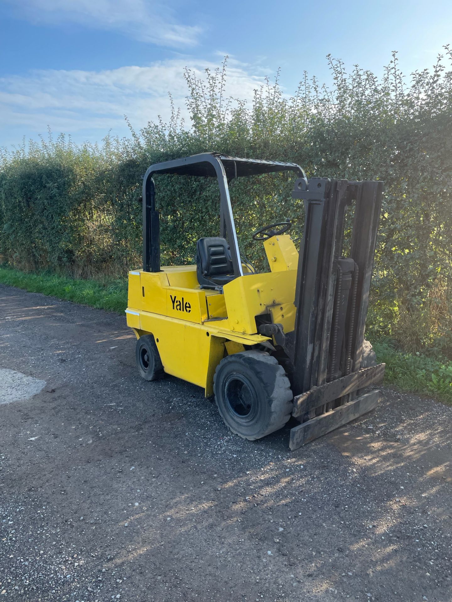 Yale 2.5 ton forklift diesel - Image 2 of 2