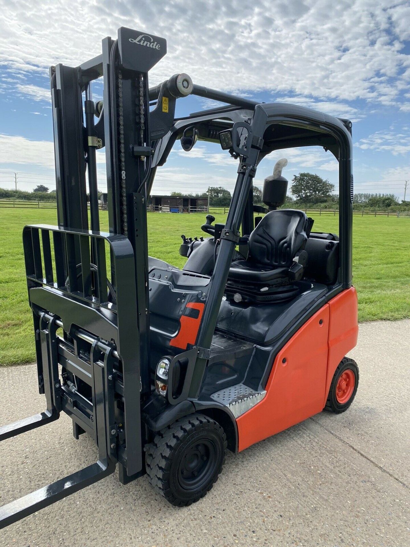 Linde H14 T Gas Forklift