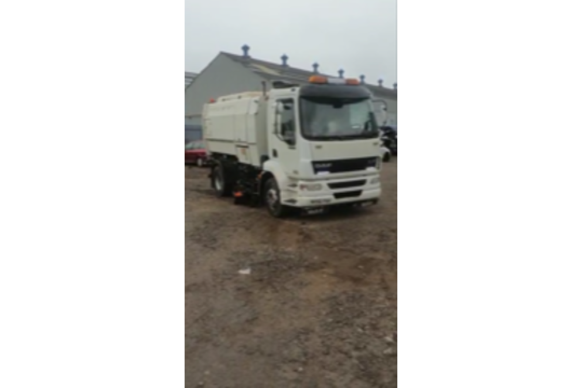 DAF Scarab road sweeper mistral twin sweep