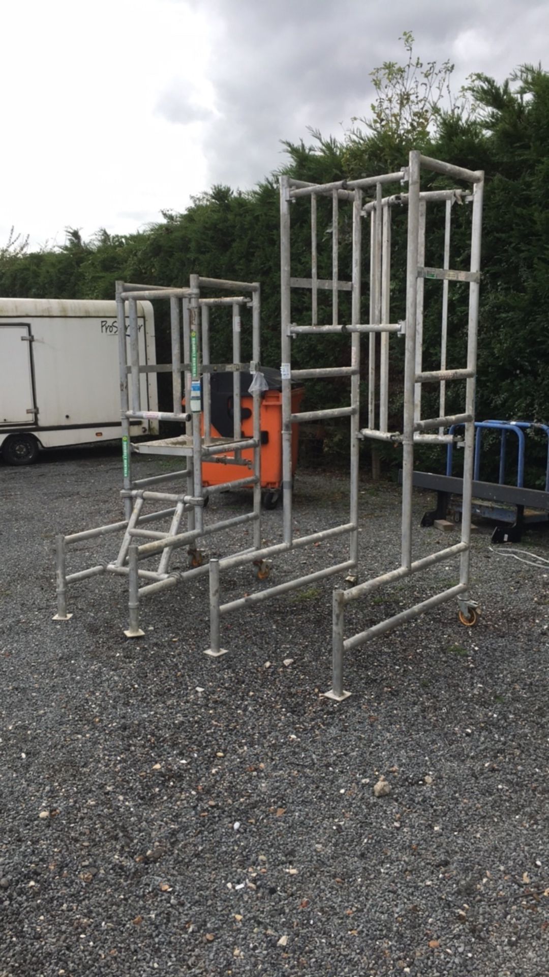 Podium scaffolding work platform job lot (A684318)