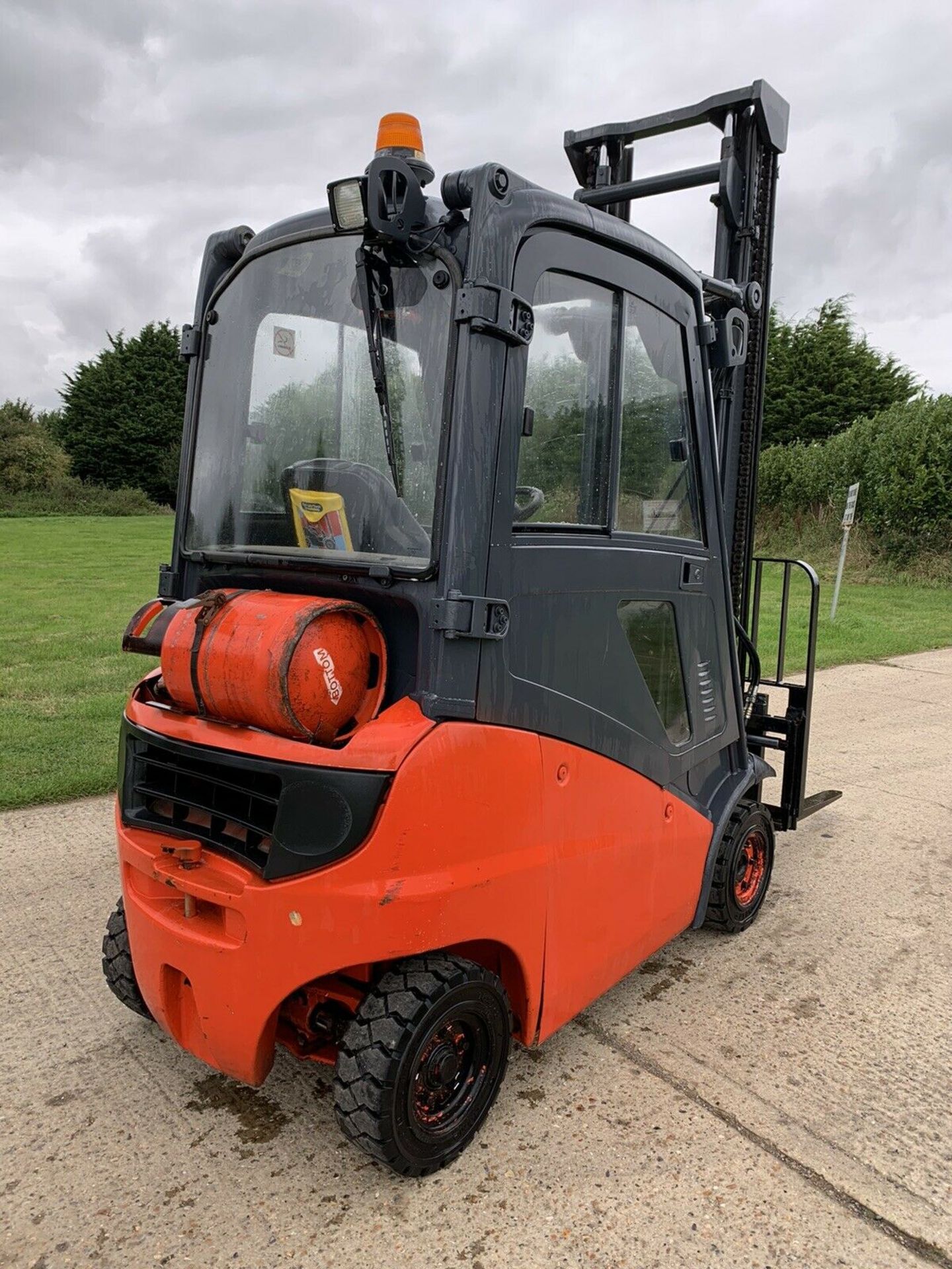 Linde H16 Gas Forklift - Image 3 of 4