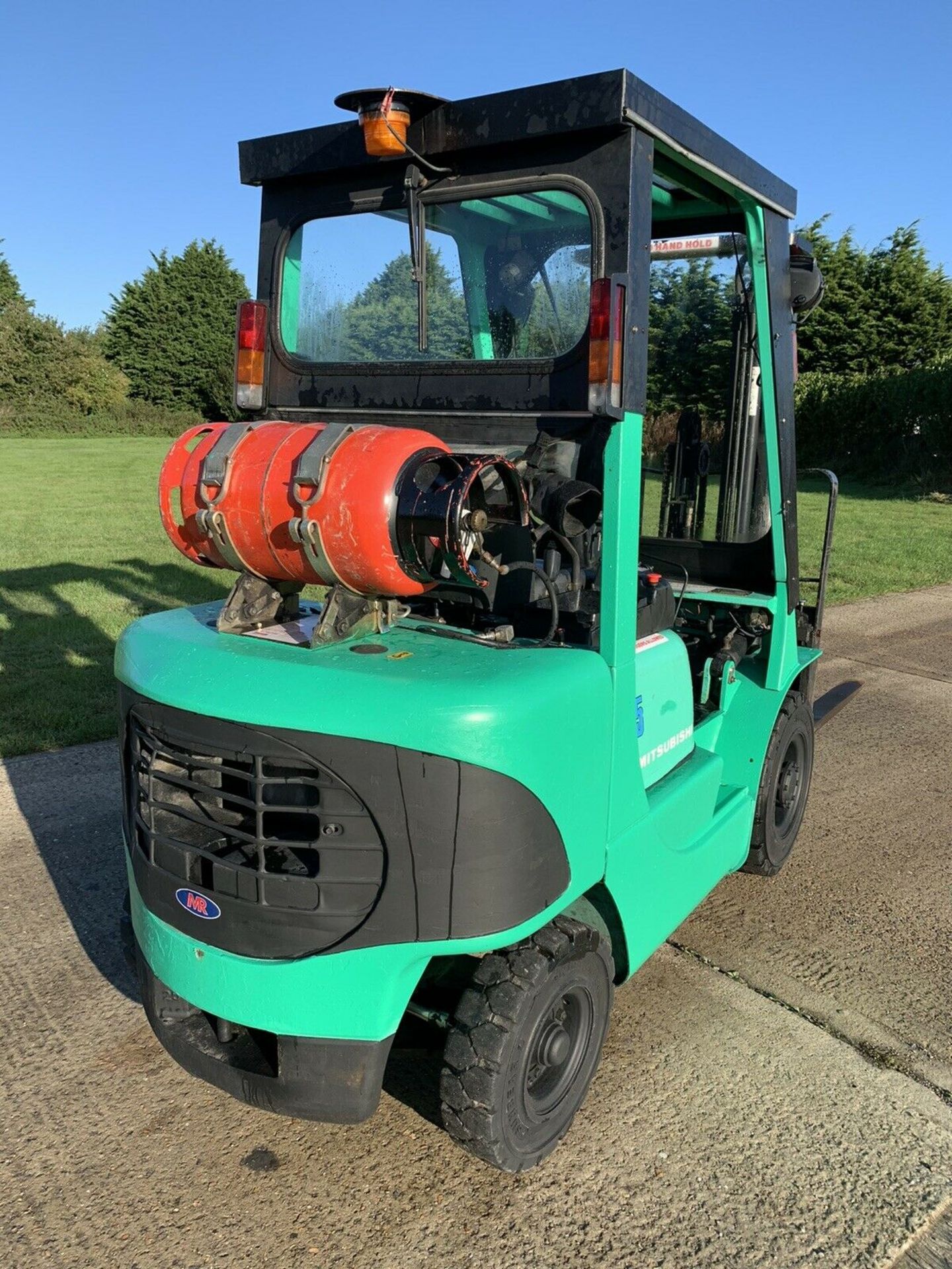 Mitsubishi 2 Tonne Gas forklift truck Low Hours - Image 5 of 7