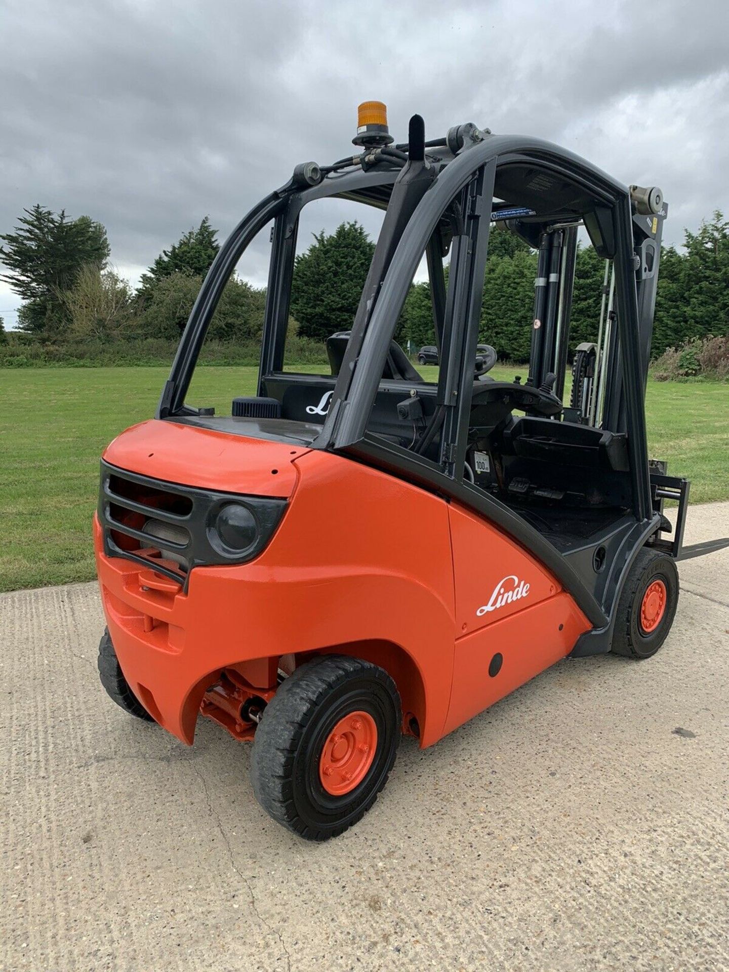 Linde 2.5 Tonne Diesel Container Spec Forklift - Image 3 of 3