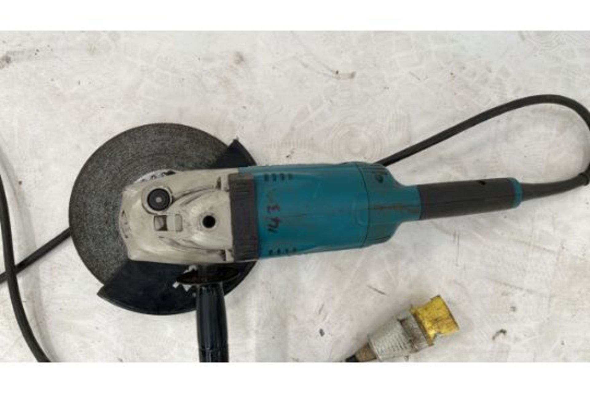 Makita angle grinder - Image 2 of 5