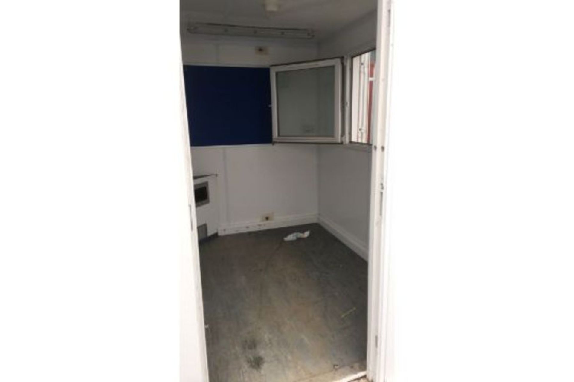 Welfare unit 25ft - Image 5 of 14