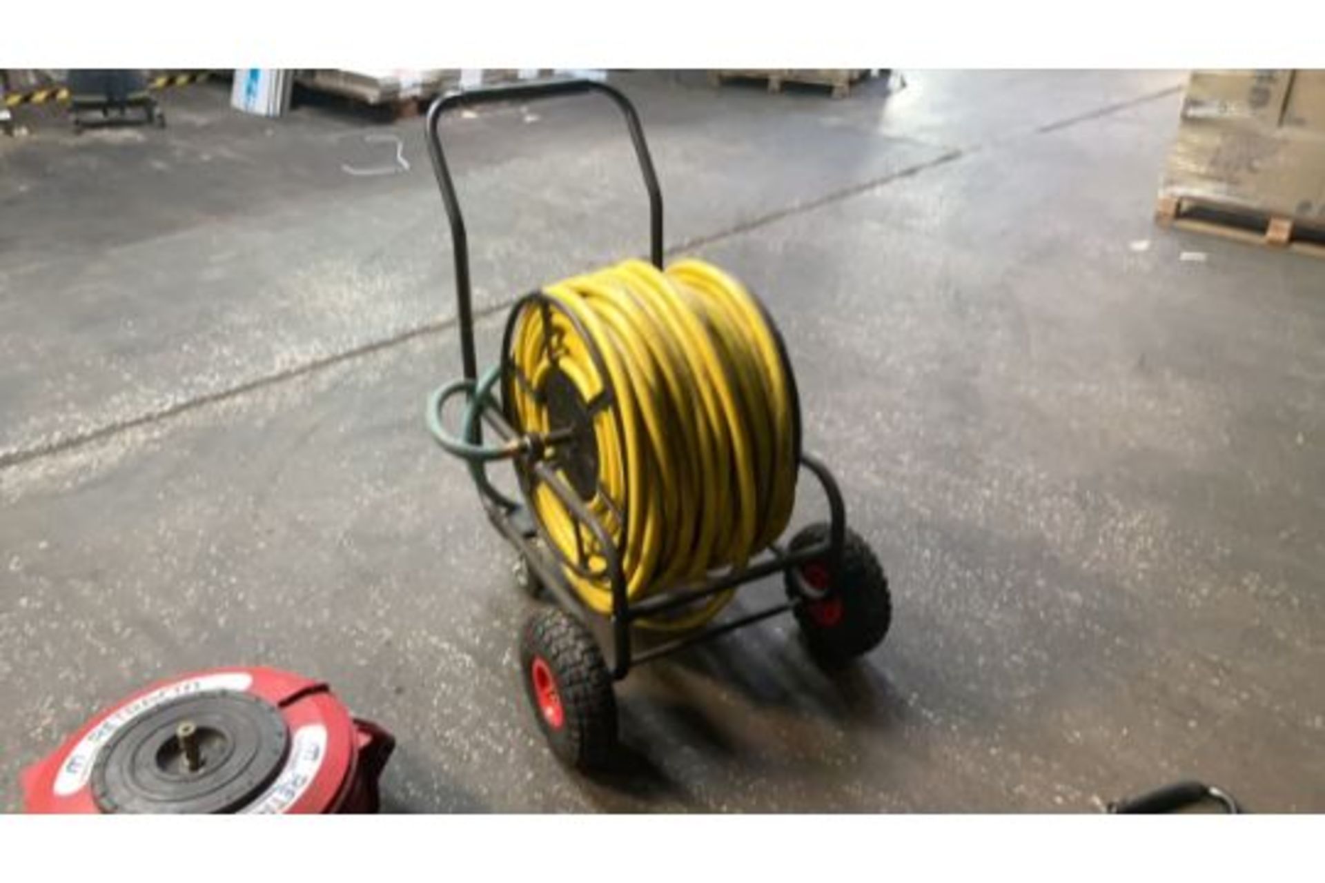 Hose reel - Image 2 of 2