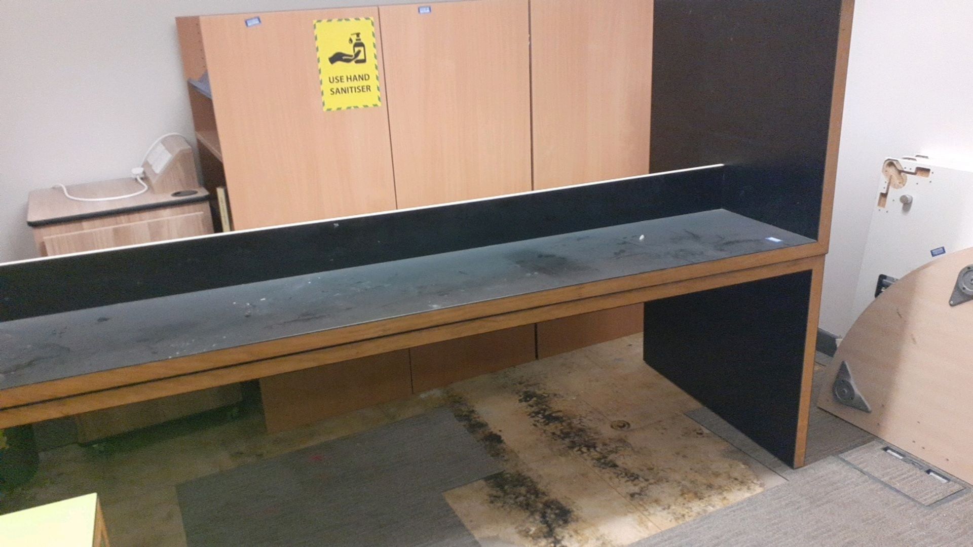 Canteen tables - Image 2 of 4