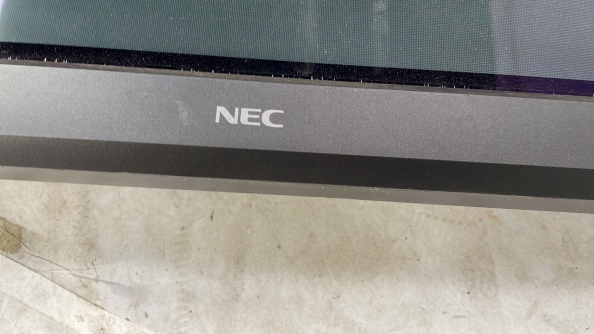 NEC tv - Image 2 of 3