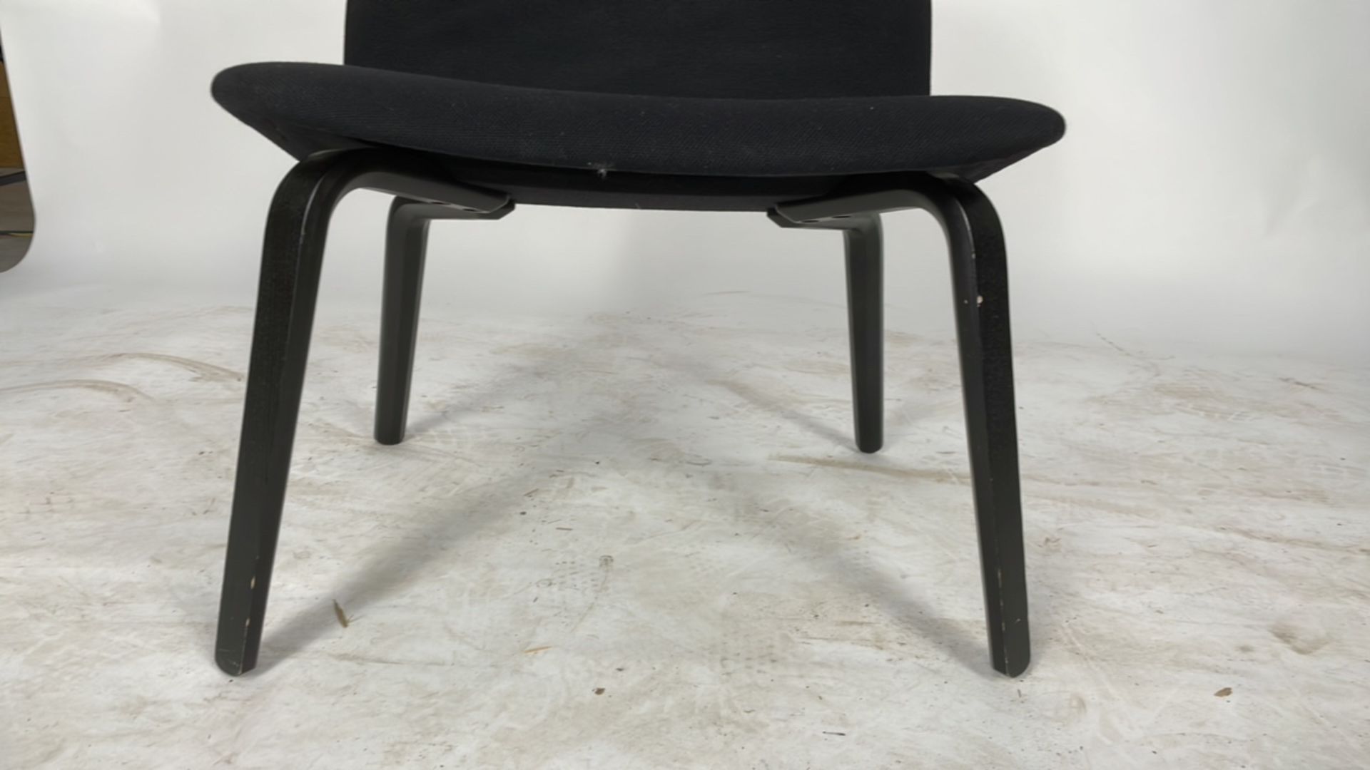 Black urban chair. - Image 2 of 3