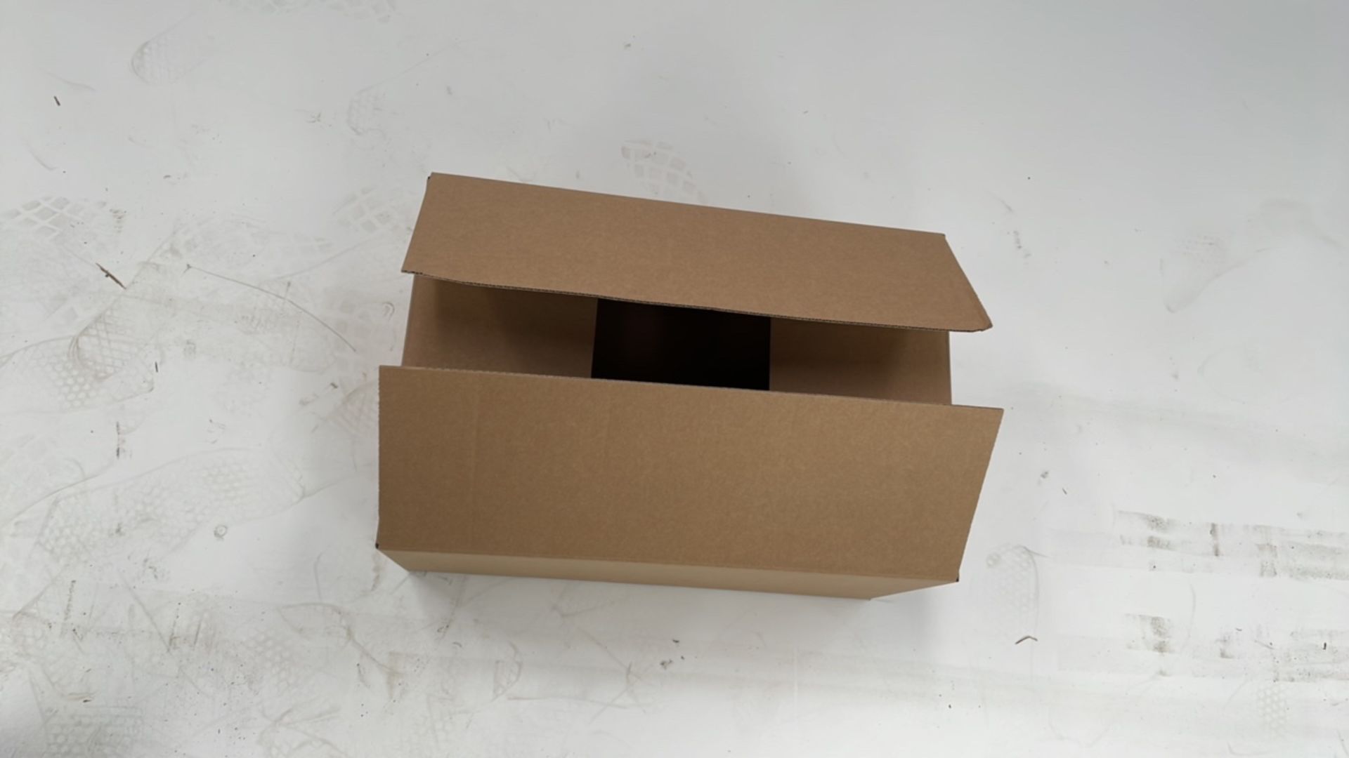 Cardboard flat packed box - Palette - Image 3 of 5