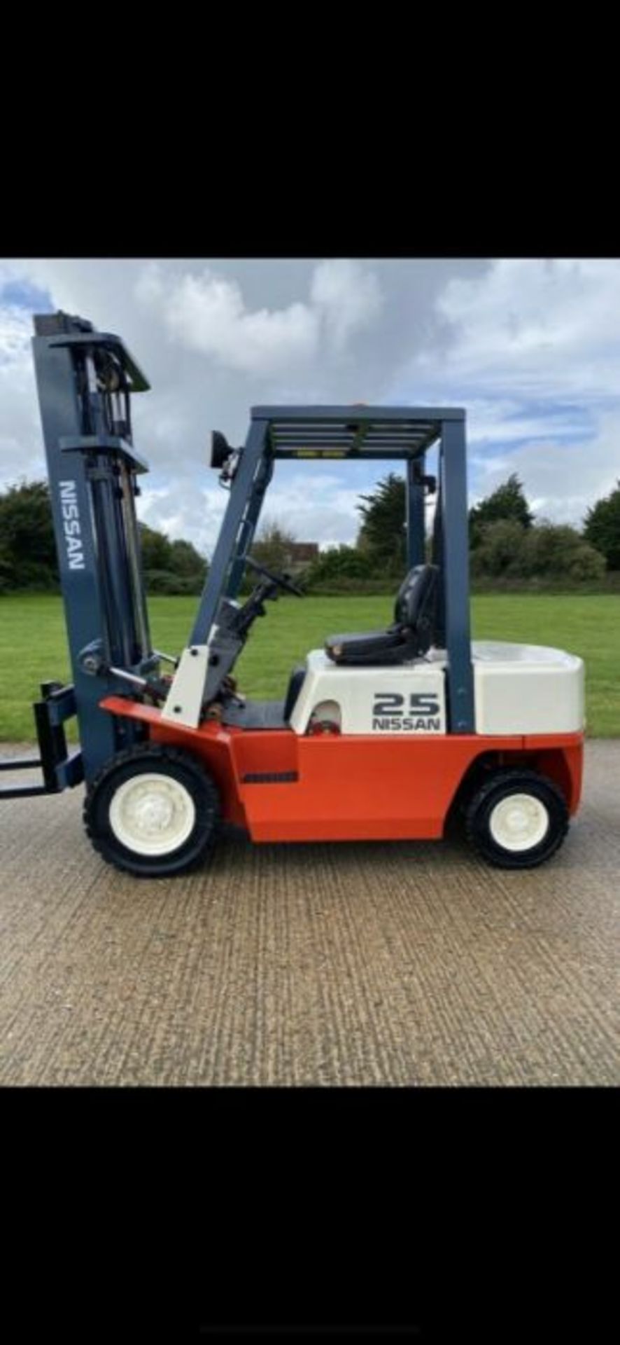 Nissan 2.5 Tonne Diesel Forklift Truck