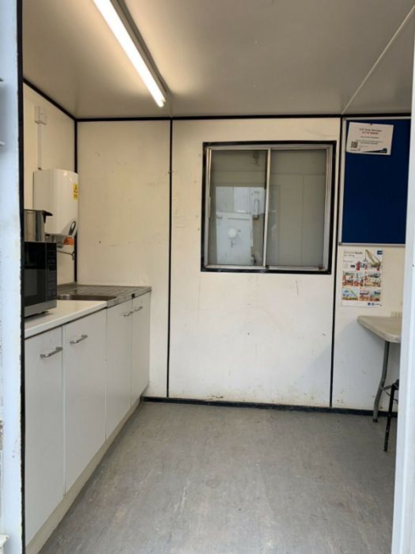 20ft Site Welfare Unit Portable Office Cabin Cante - Image 4 of 6