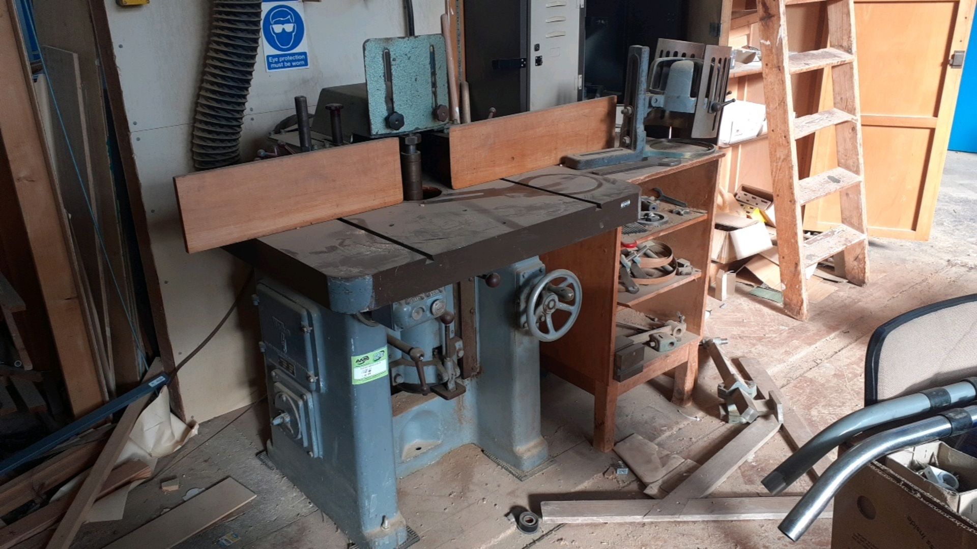 Spindle moulder