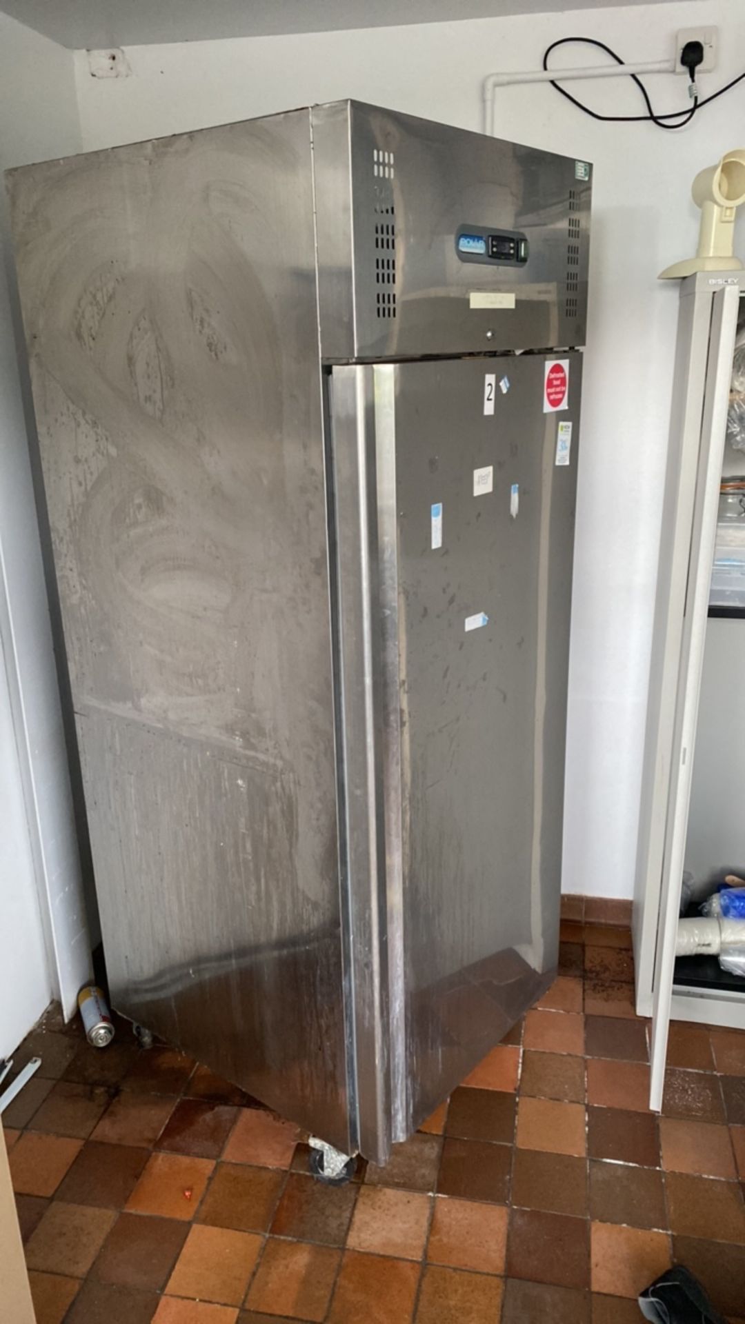 Upright fridge - Image 2 of 3