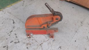 Bench top manual shear