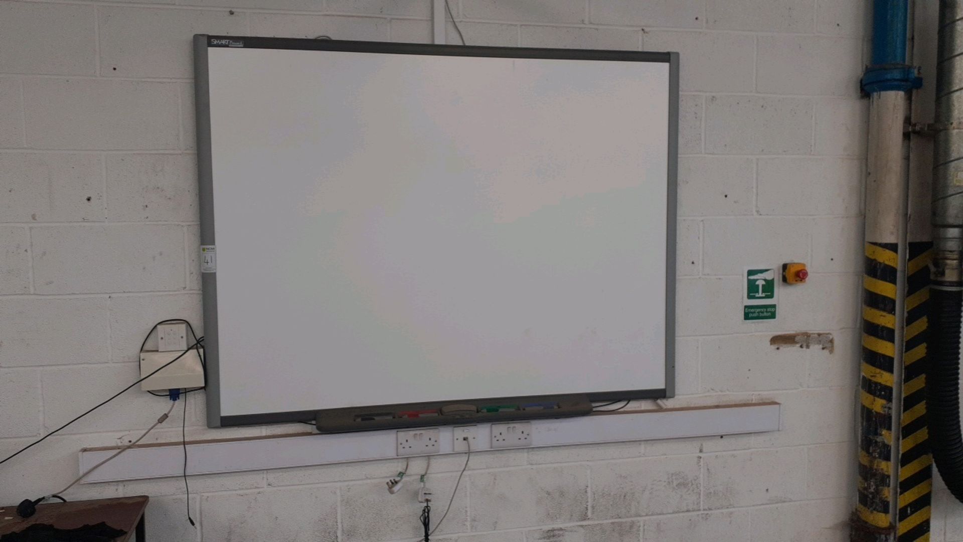 Smartboards - Image 2 of 4