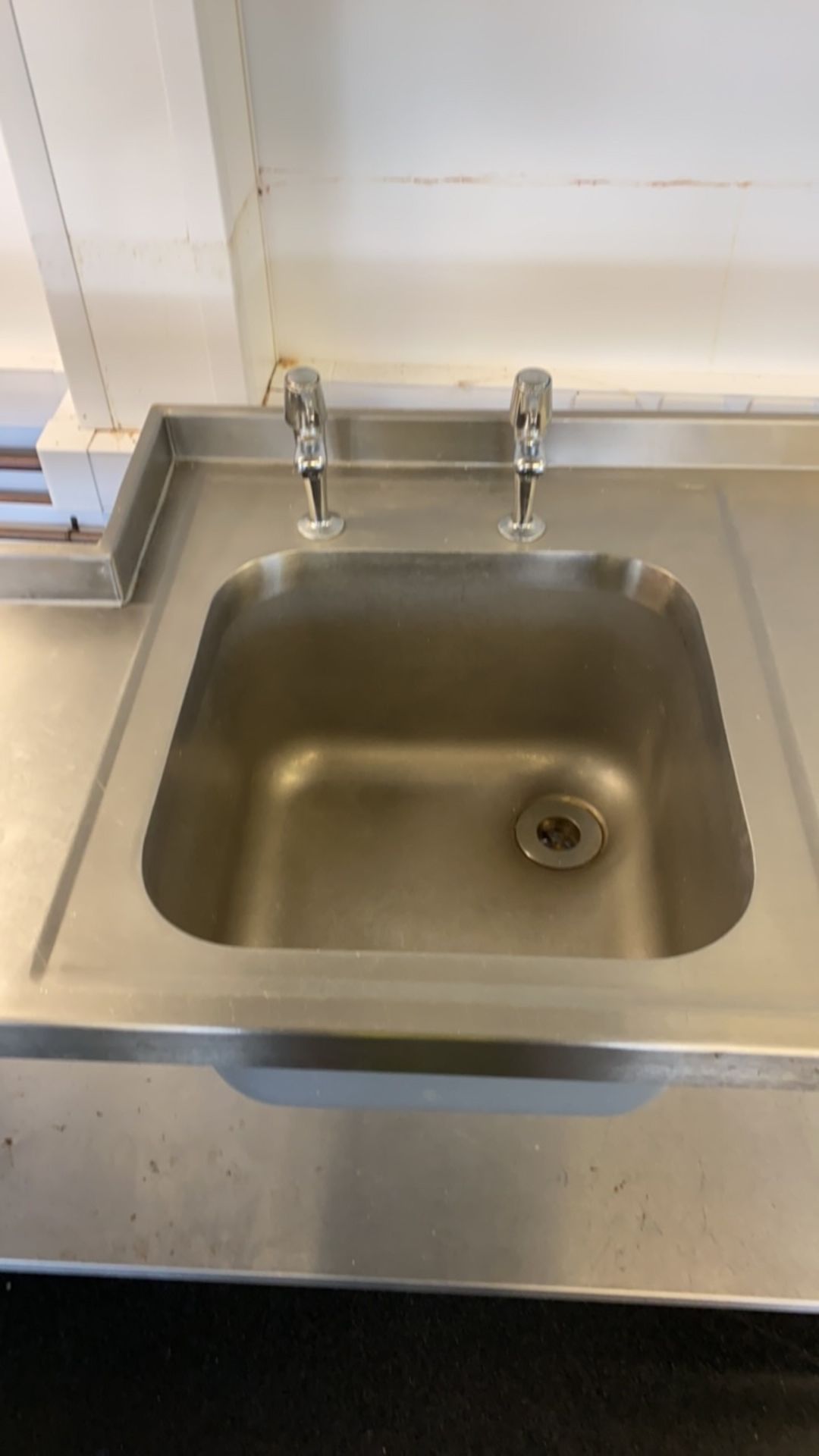 Sink unit - Image 3 of 3