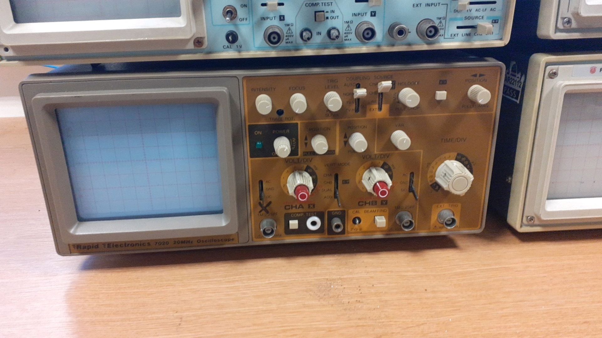 Oscilloscopes - Image 3 of 3