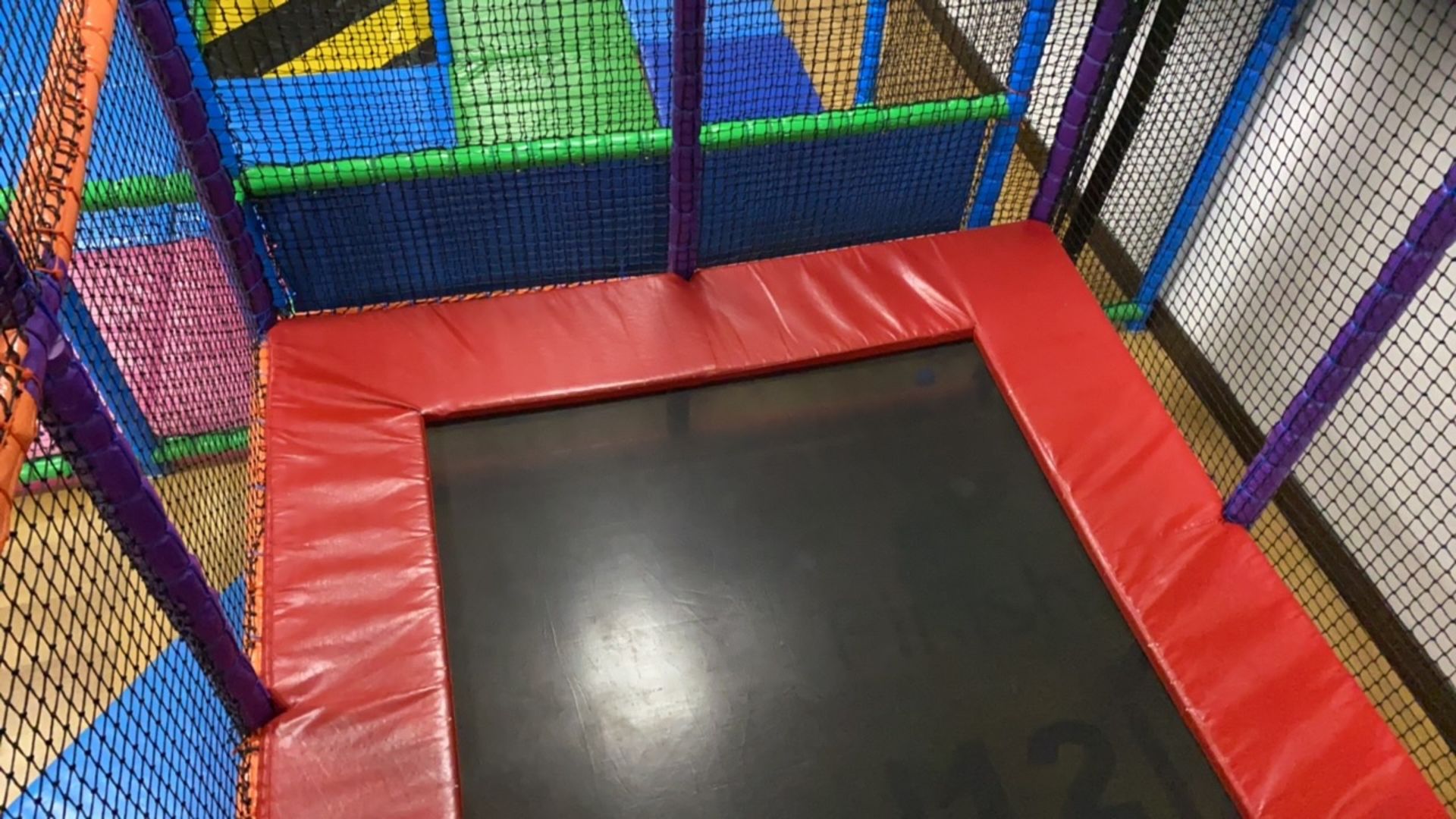Large multi floor soft play area - Image 9 of 10