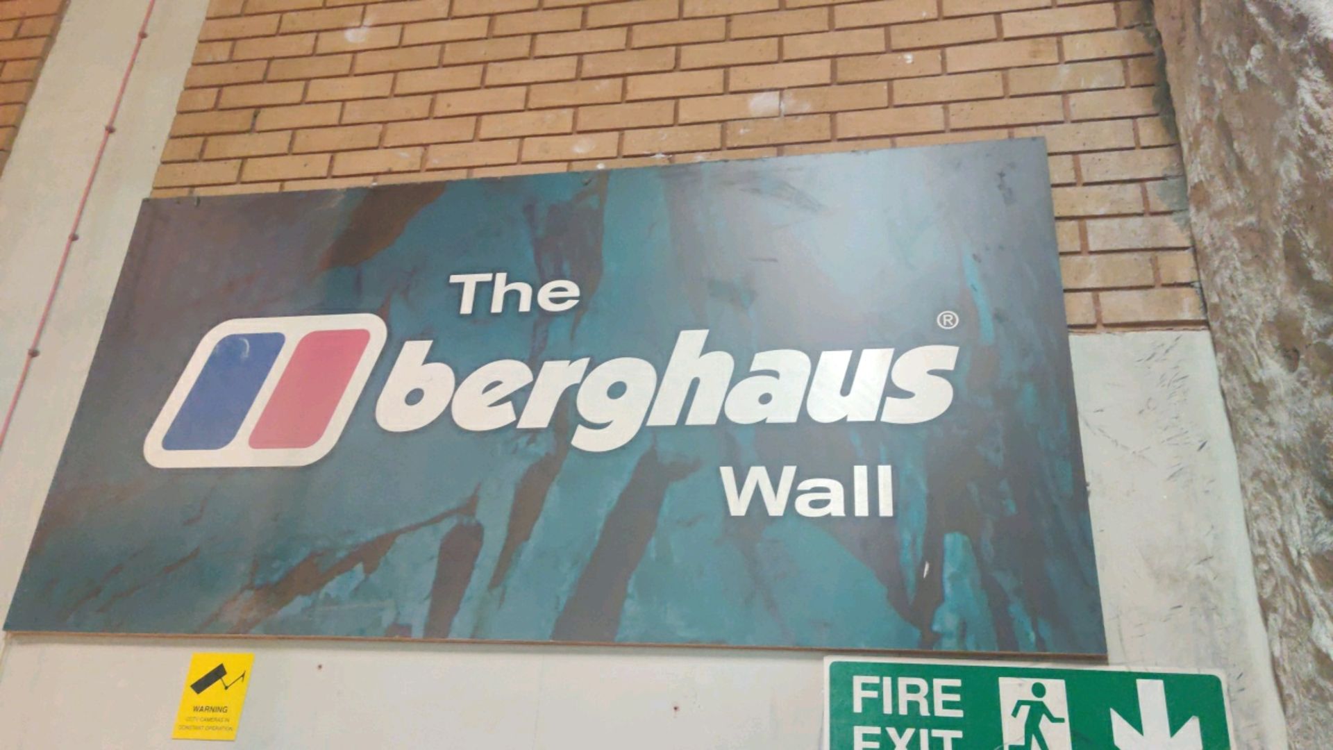 Berghaus climbing wall - Image 12 of 22